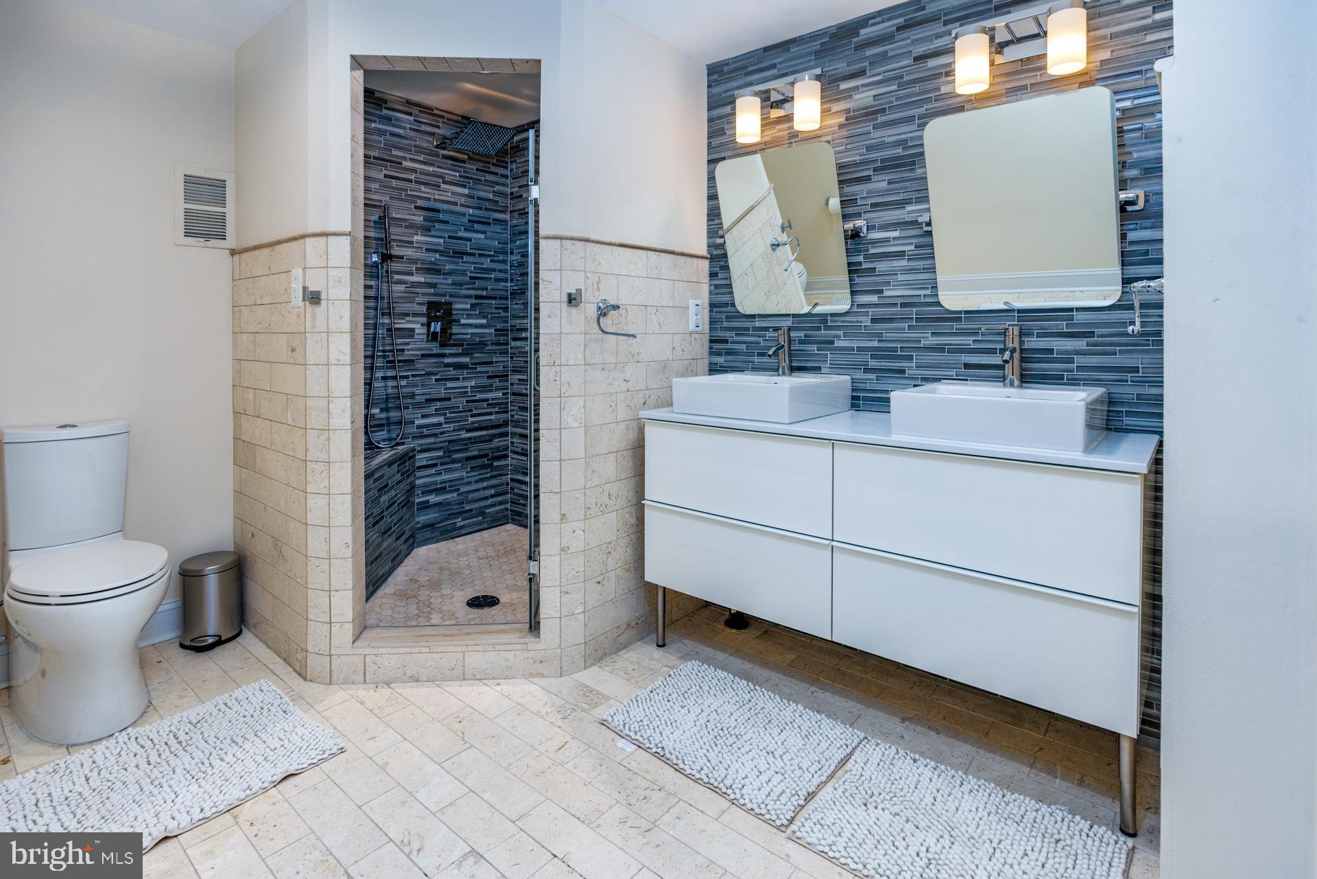 BELLE POINT FARM - Residential