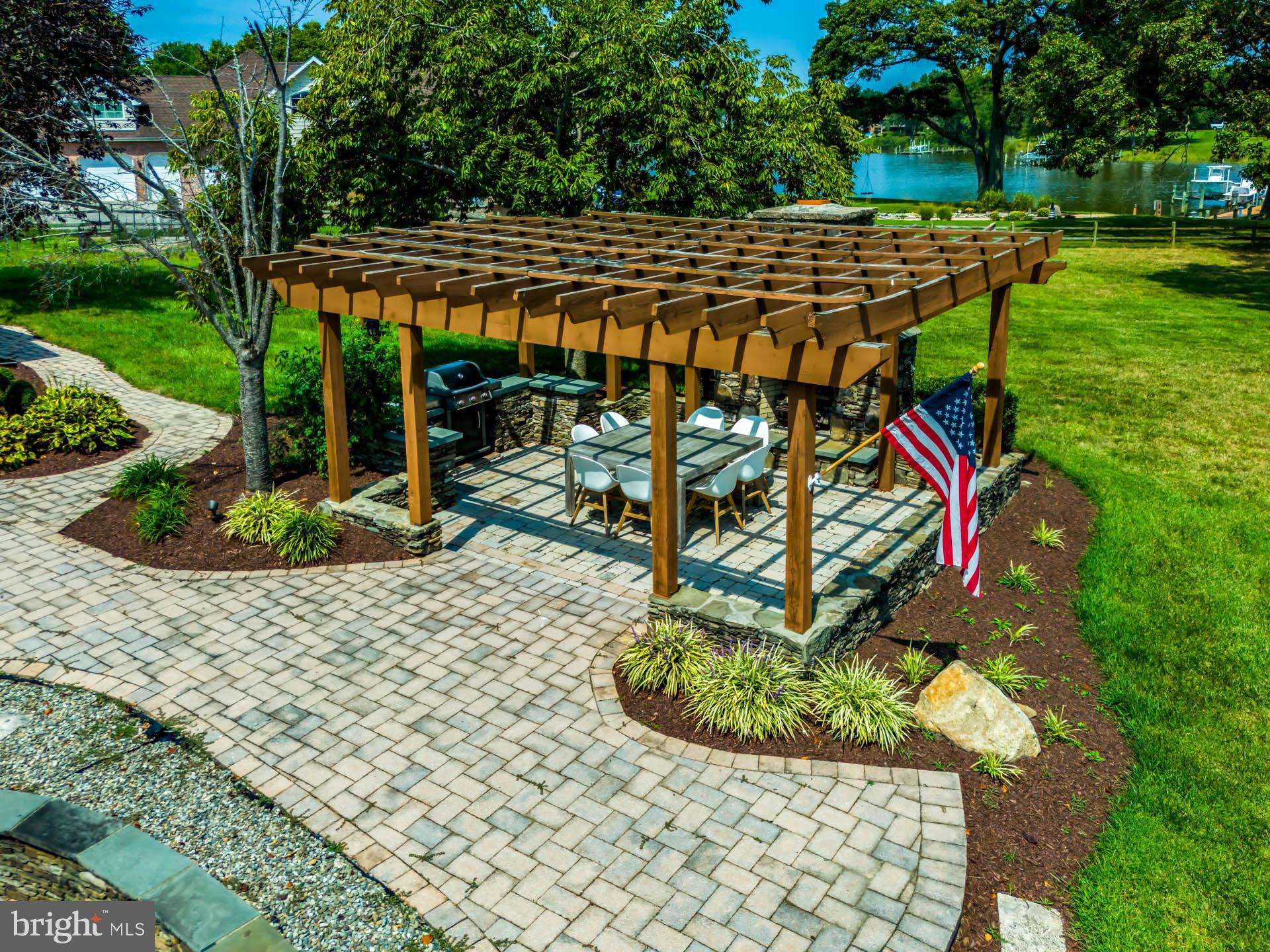 BELLE POINT FARM - Residential