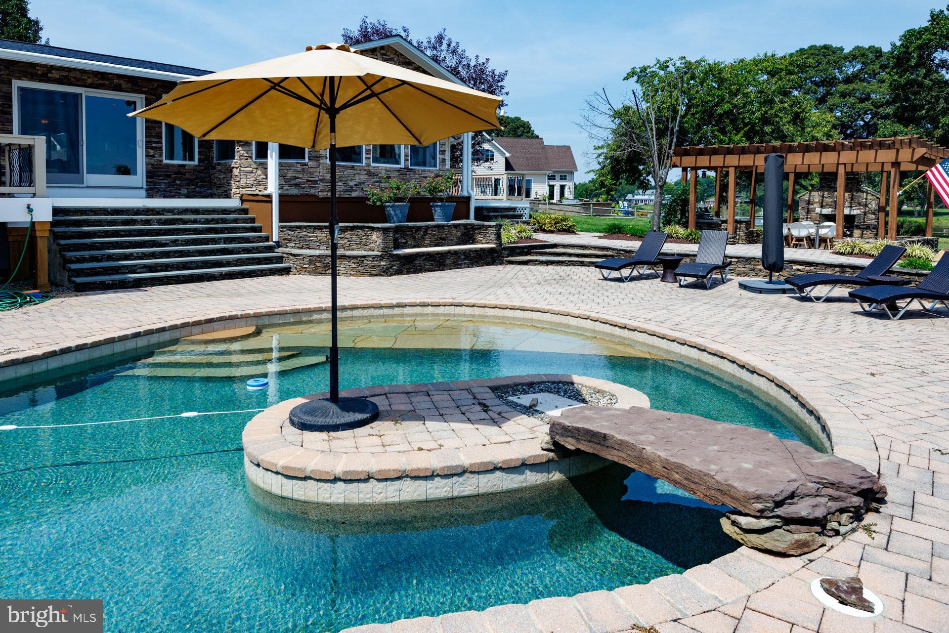 BELLE POINT FARM - Residential