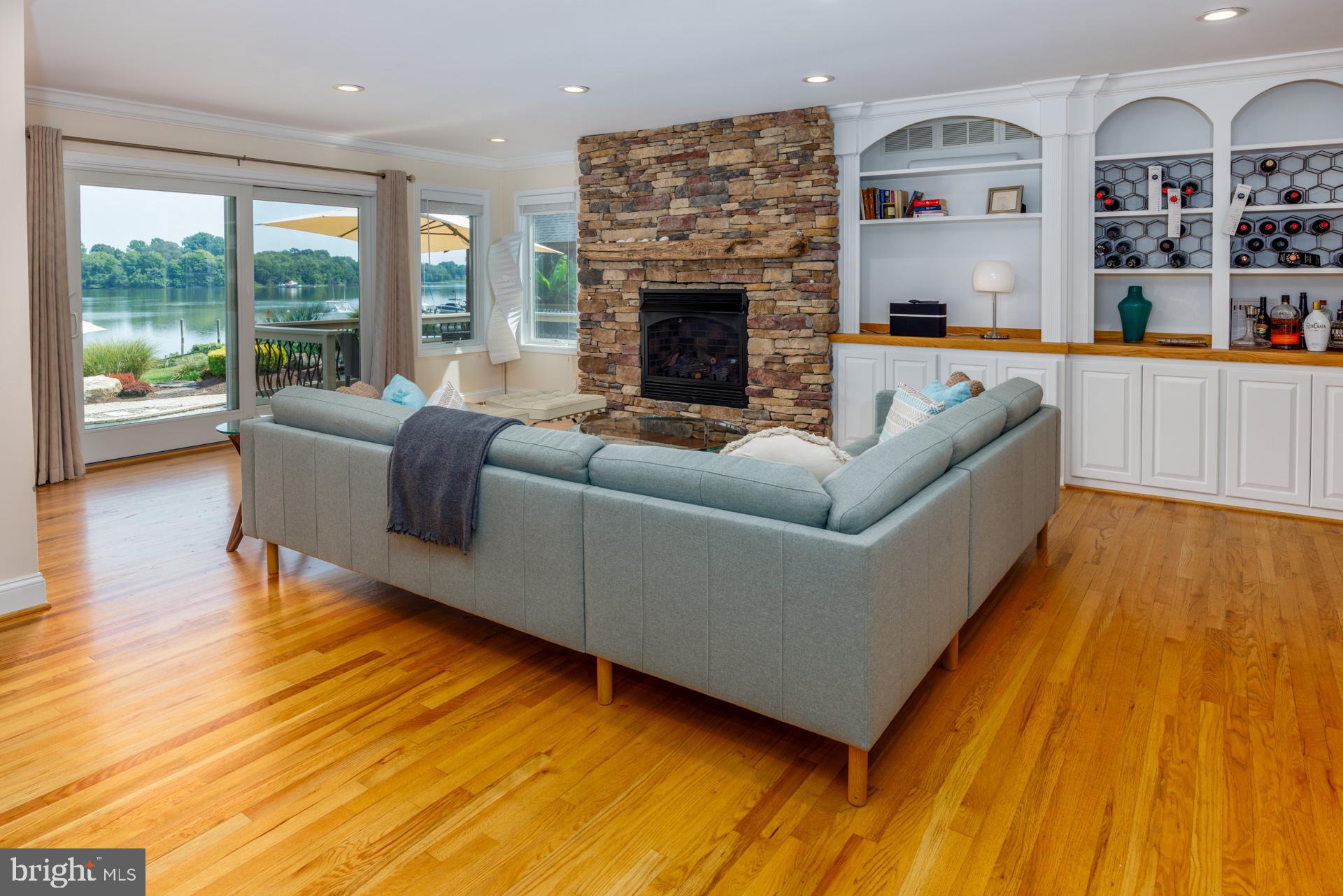 BELLE POINT FARM - Residential