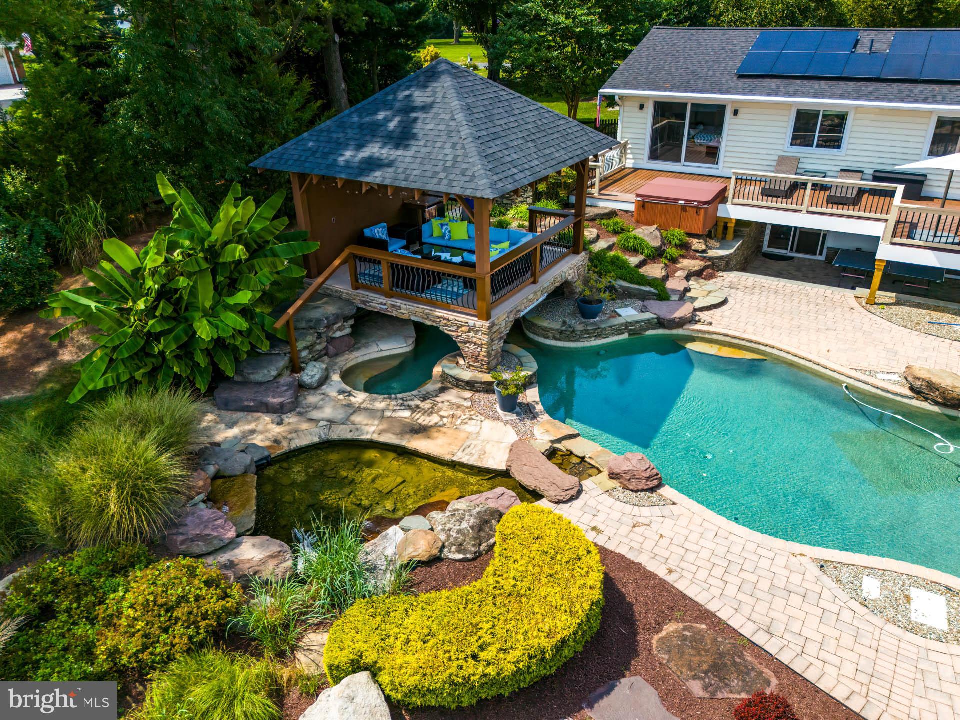 BELLE POINT FARM - Residential