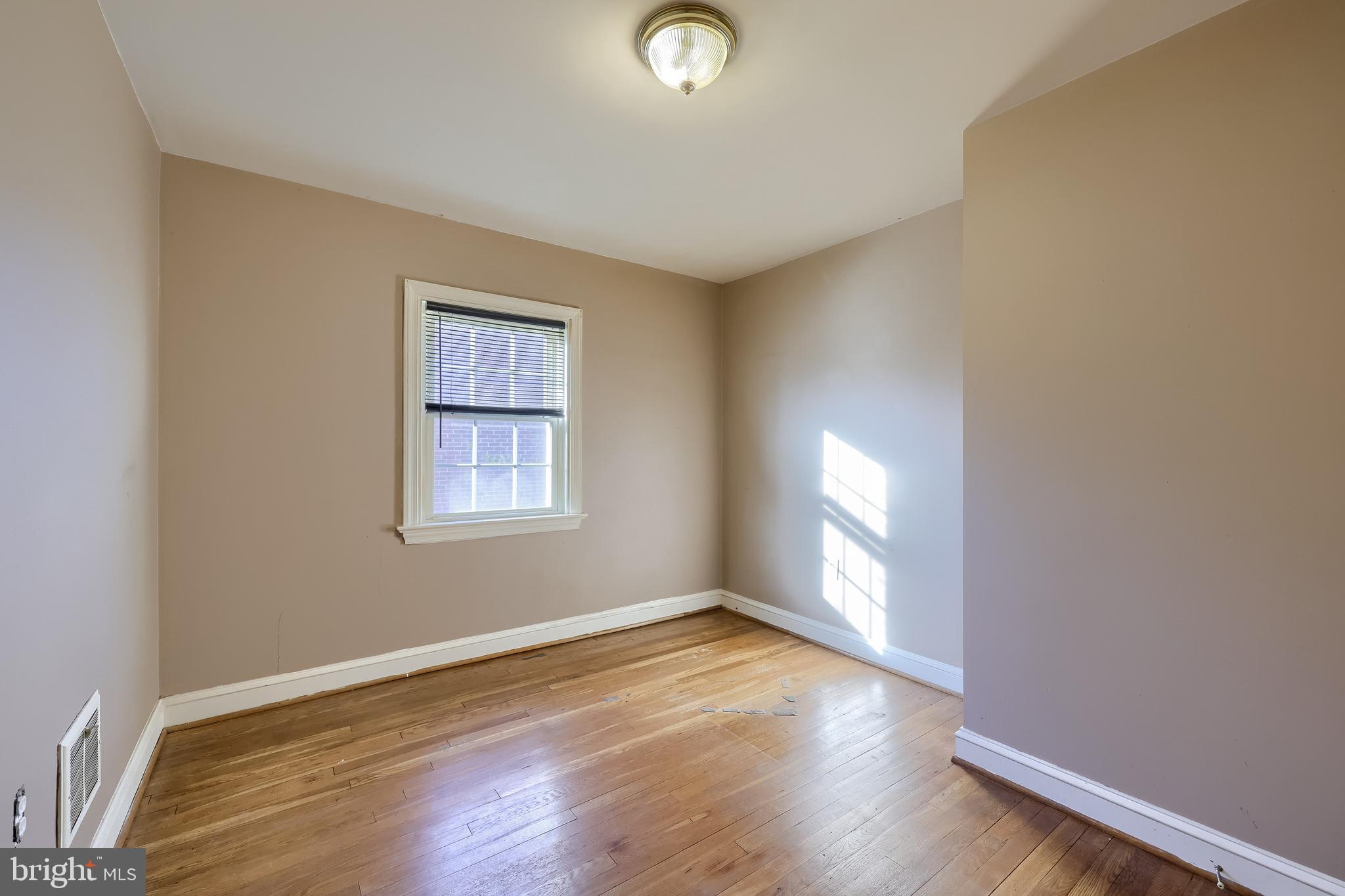 HAMILTON PARK - Residential