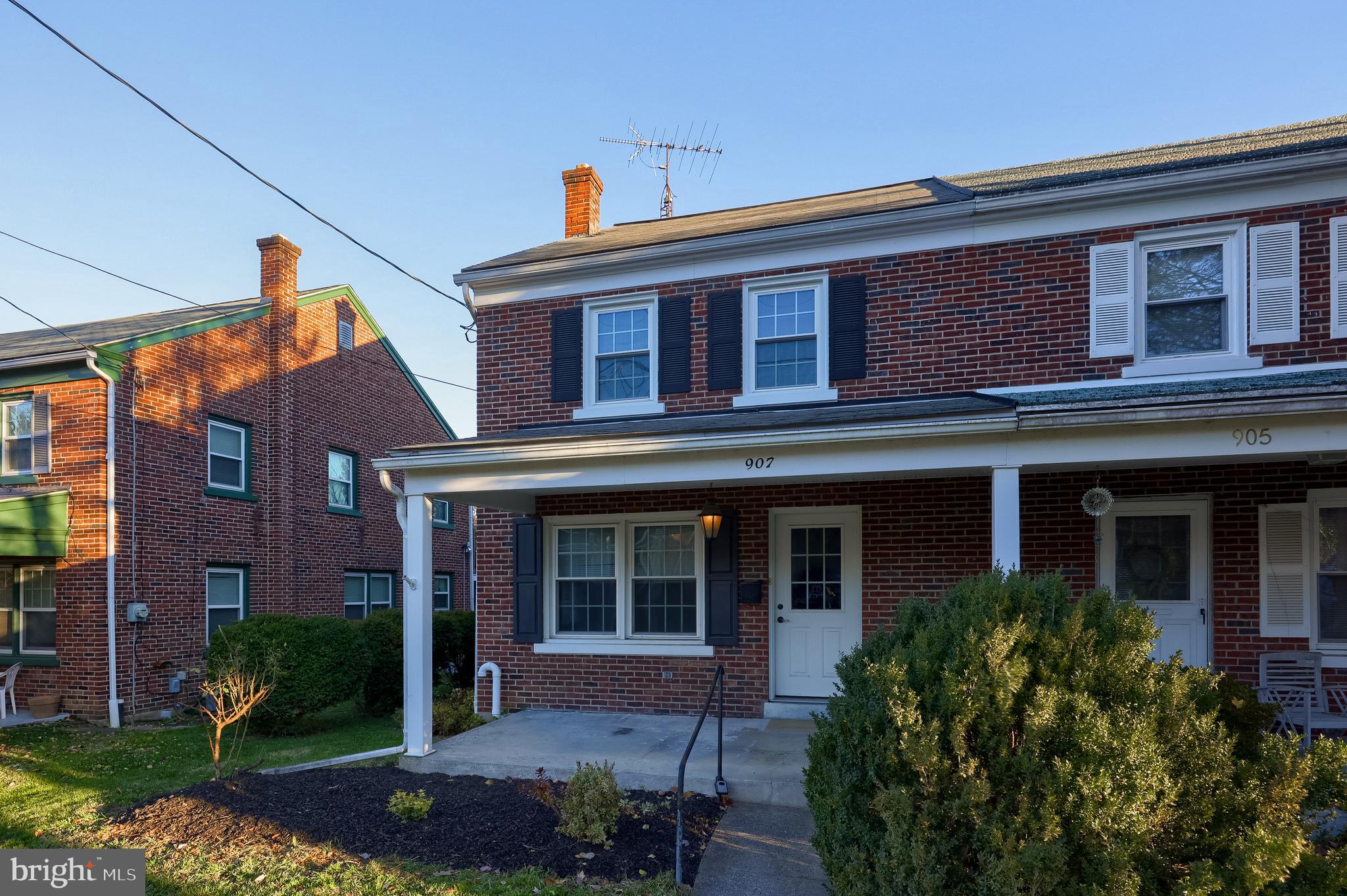 HAMILTON PARK - Residential