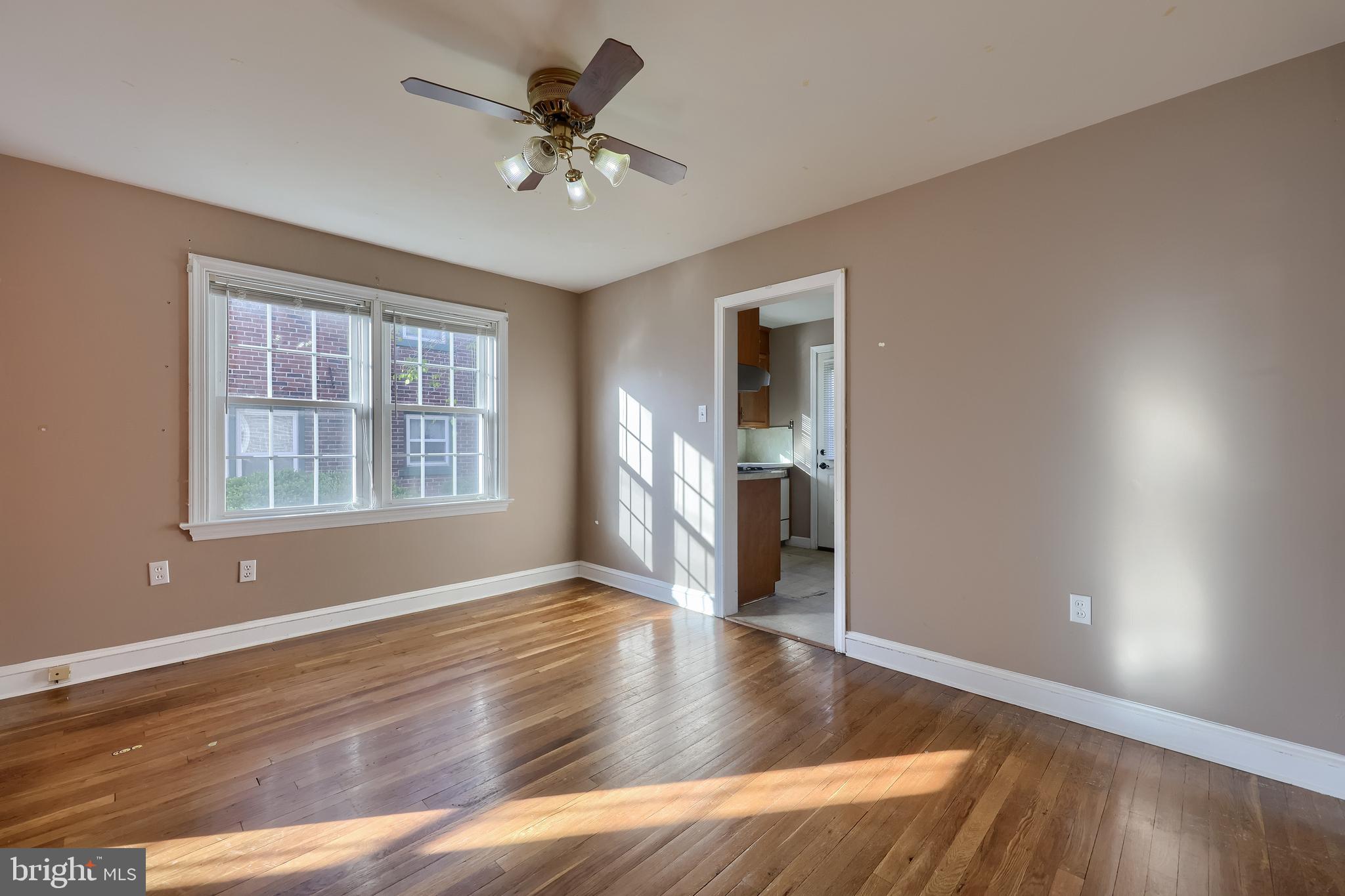 HAMILTON PARK - Residential