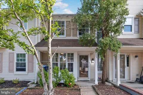 8603 Venoy Court, Alexandria, VA MLS: VAFX2265302
