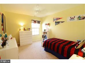 MAKEFIELD GLEN - Residential Lease