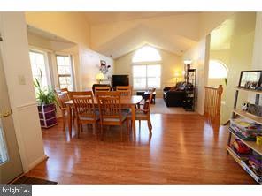 MAKEFIELD GLEN - Residential Lease