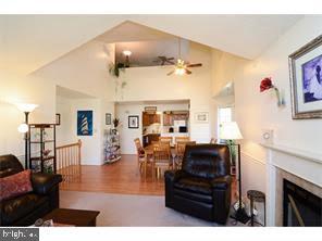 MAKEFIELD GLEN - Residential Lease