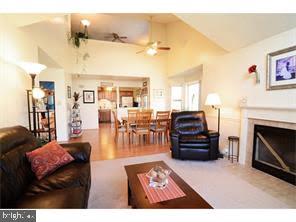 MAKEFIELD GLEN - Residential Lease