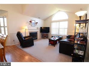 MAKEFIELD GLEN - Residential Lease