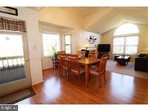 MAKEFIELD GLEN - Residential Lease