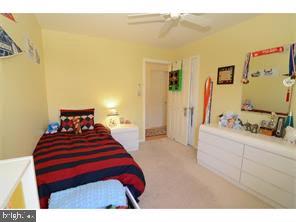 MAKEFIELD GLEN - Residential Lease