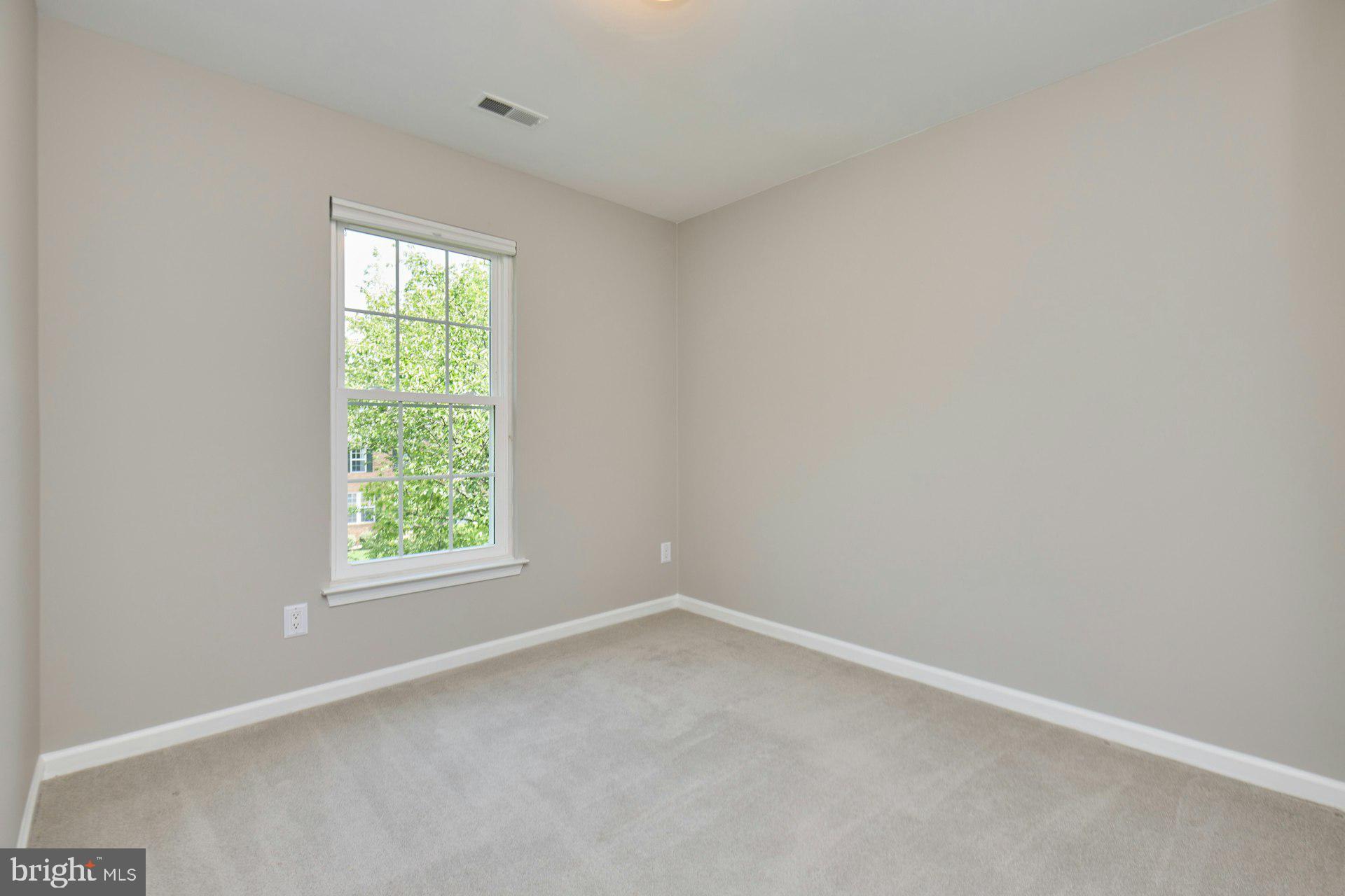 GREENHILL CROSSING - Residential