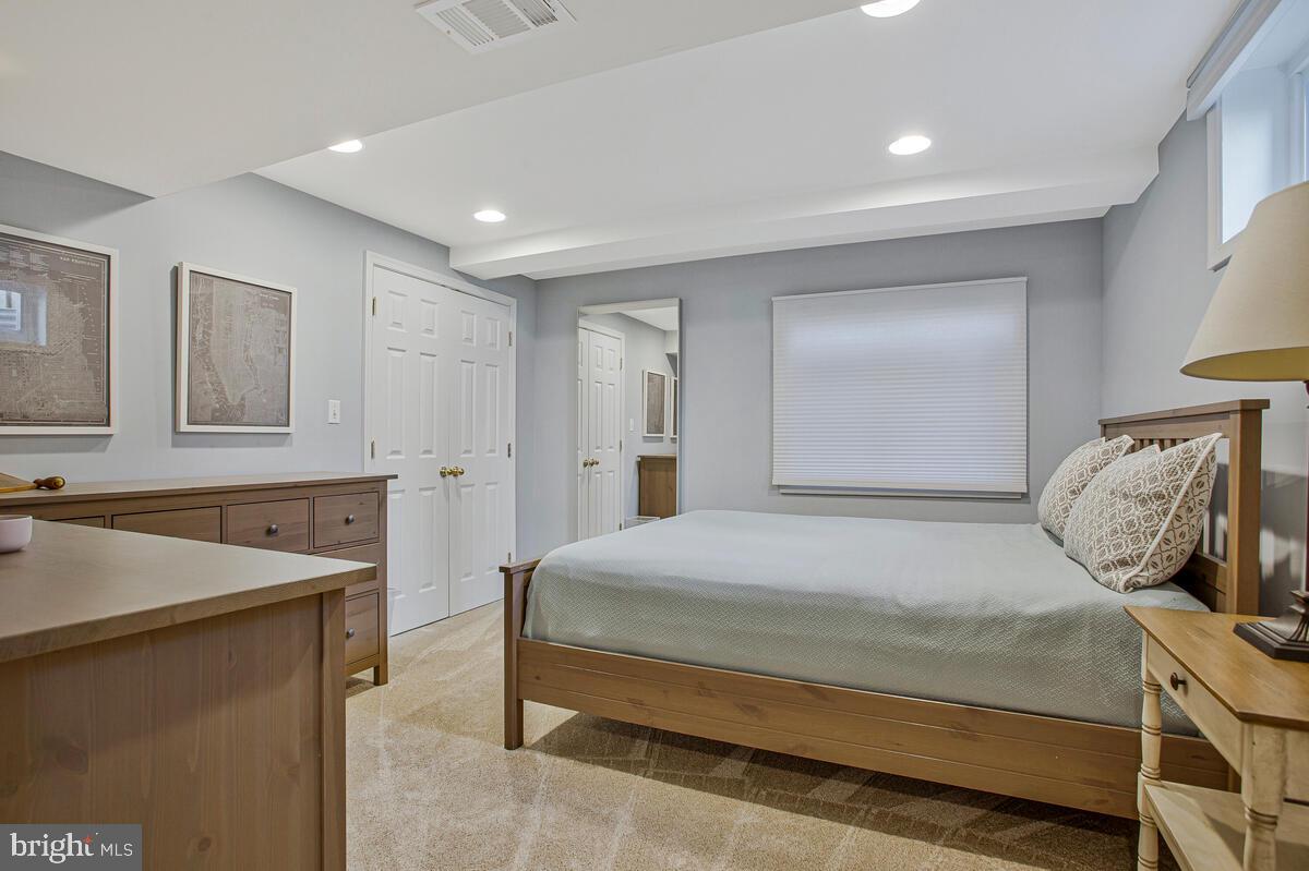 SHIPLEYS CHOICE - Residential