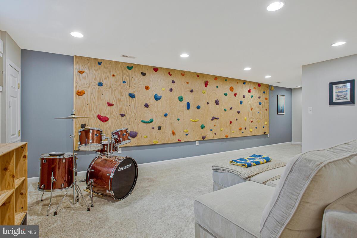 SHIPLEYS CHOICE - Residential