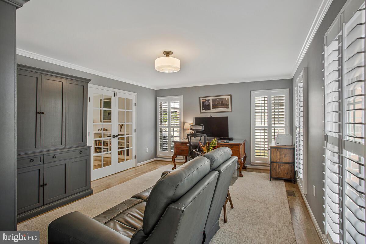 SHIPLEYS CHOICE - Residential