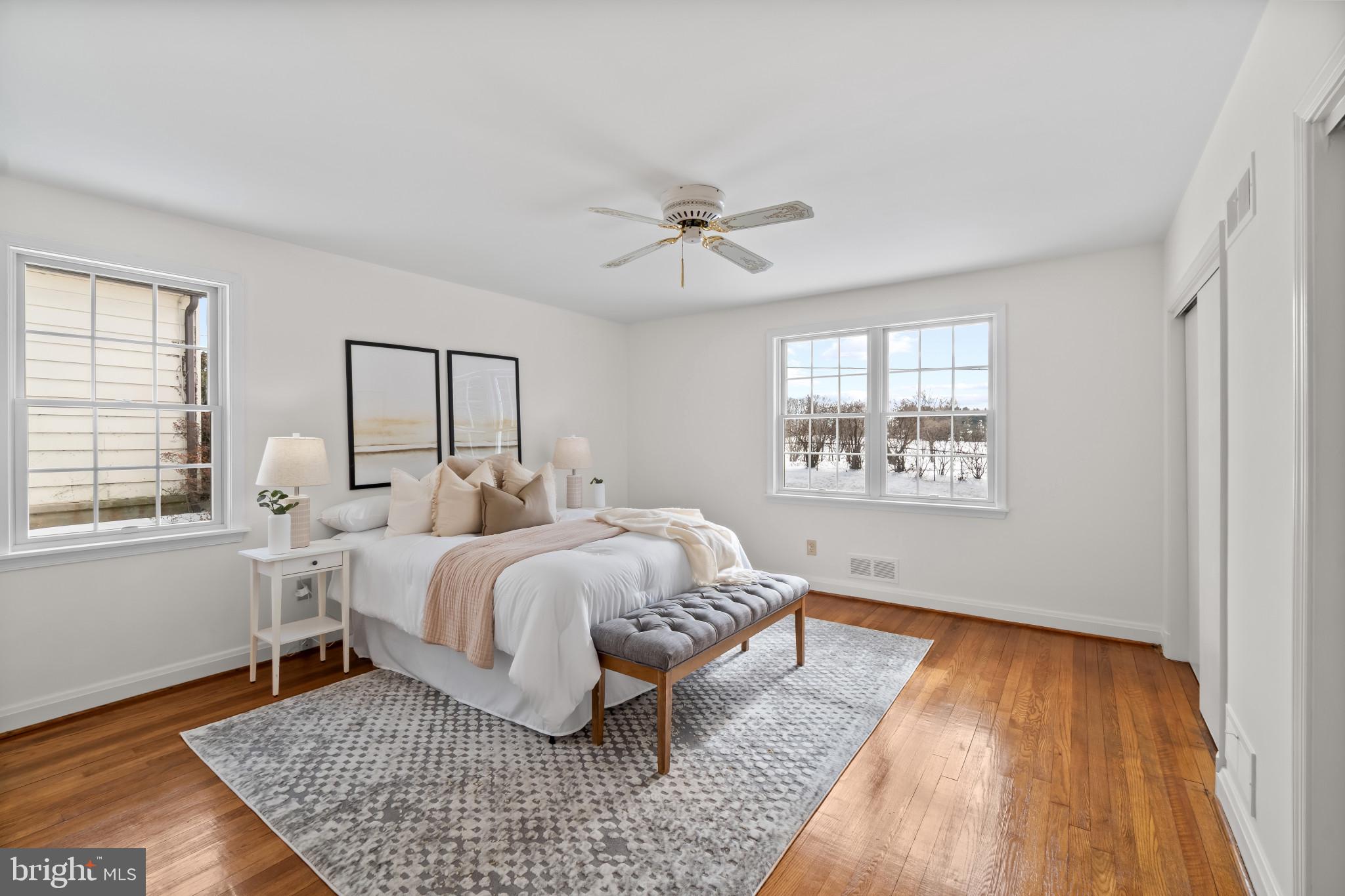 KNOLLWOOD - Residential