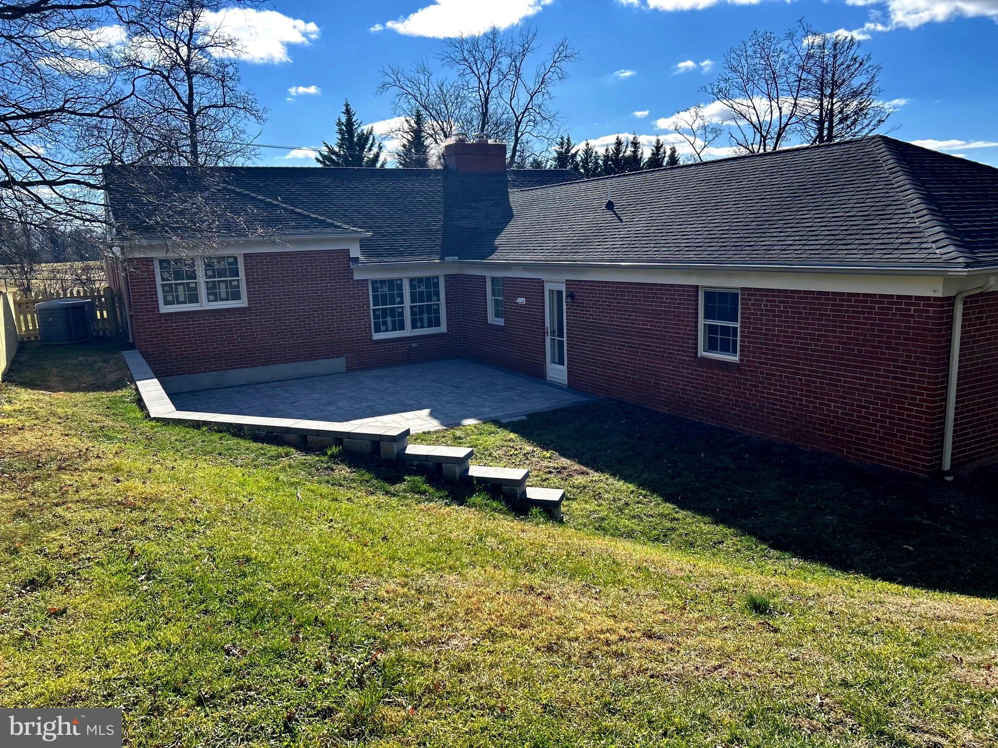 KNOLLWOOD - Residential