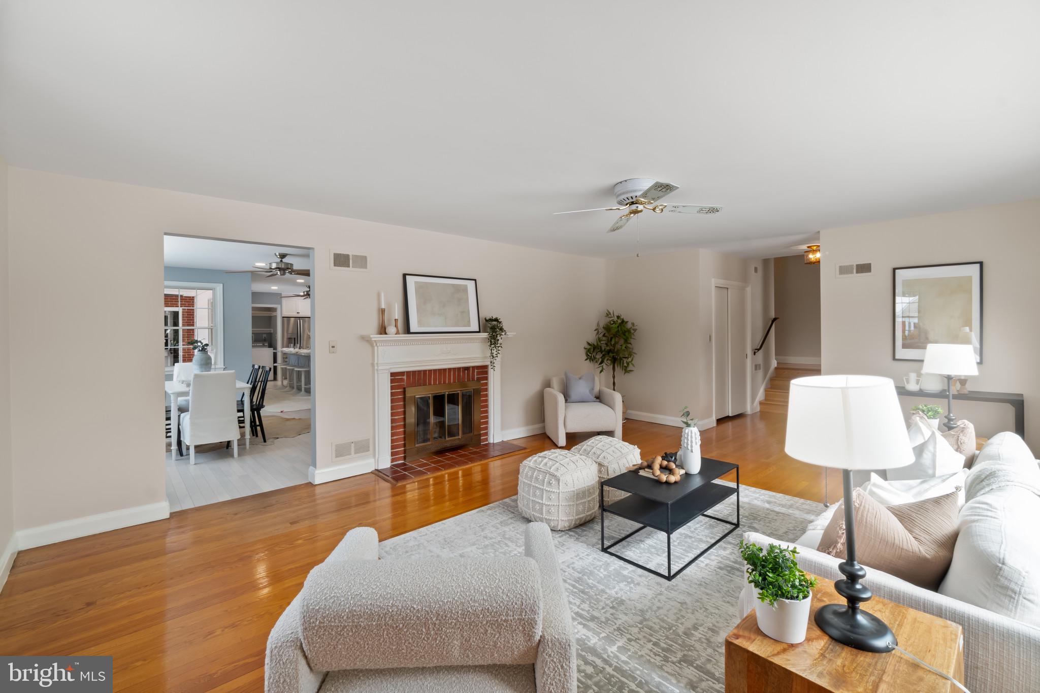 KNOLLWOOD - Residential