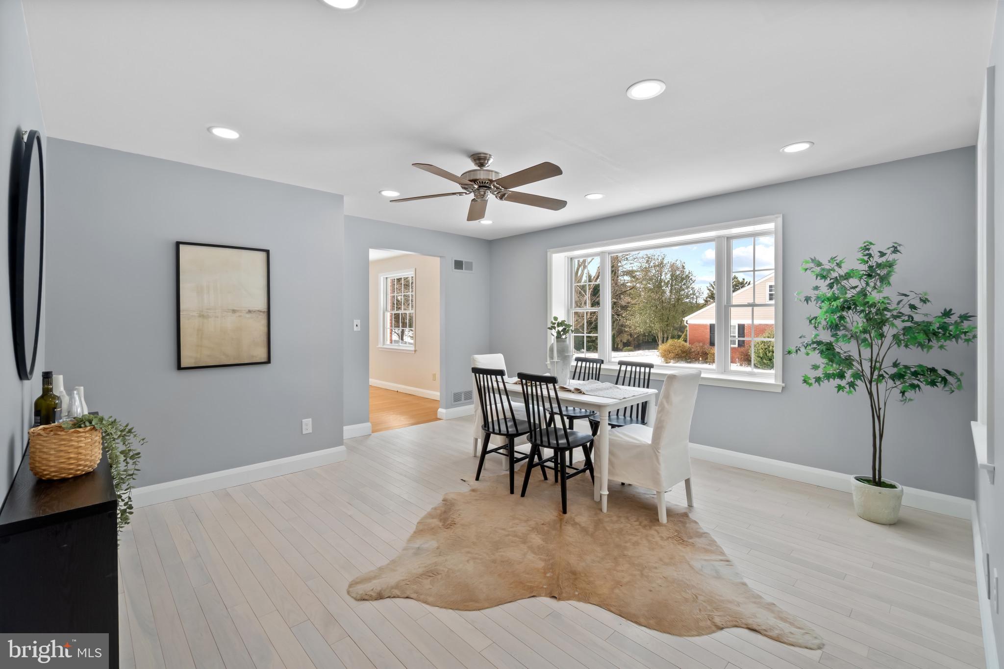 KNOLLWOOD - Residential