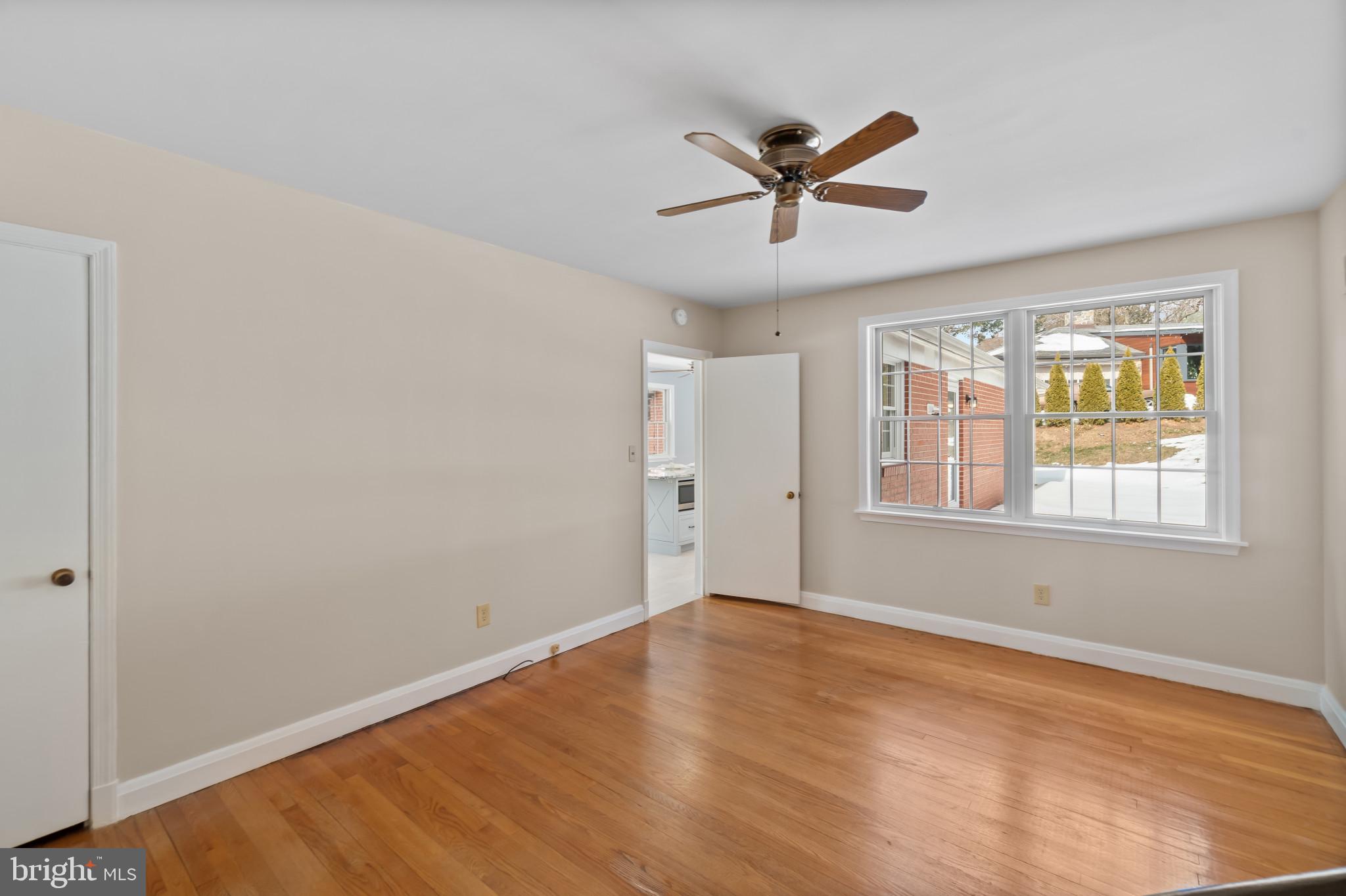 KNOLLWOOD - Residential