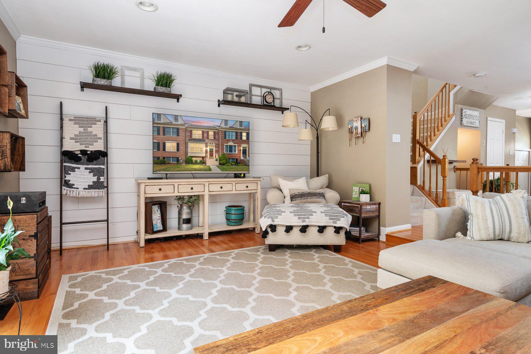 HUNTERS RUN - Residential