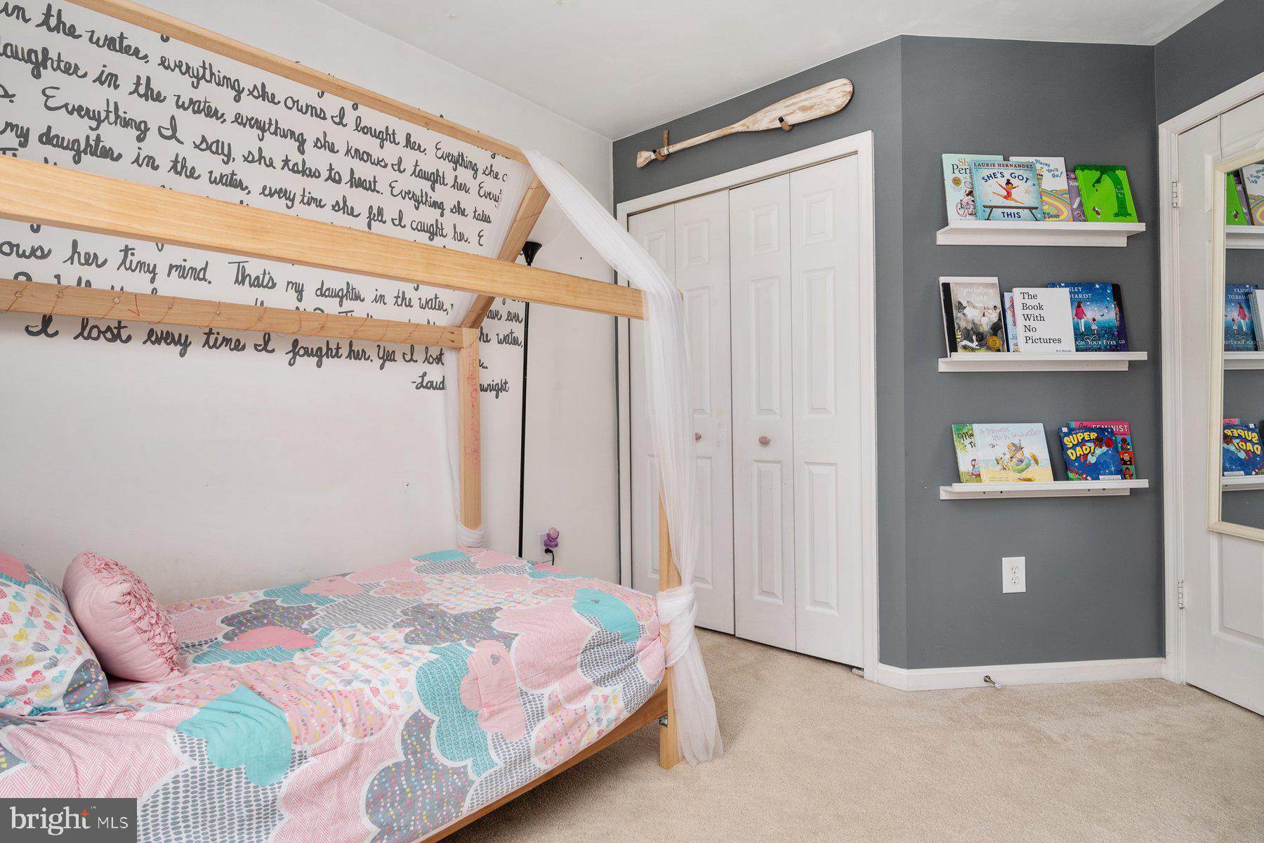 HUNTERS RUN - Residential