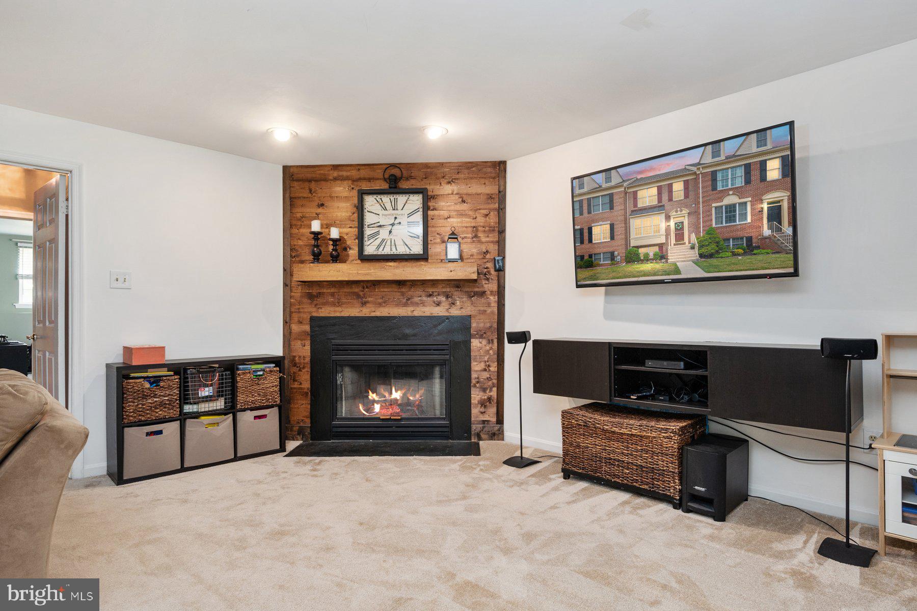 HUNTERS RUN - Residential