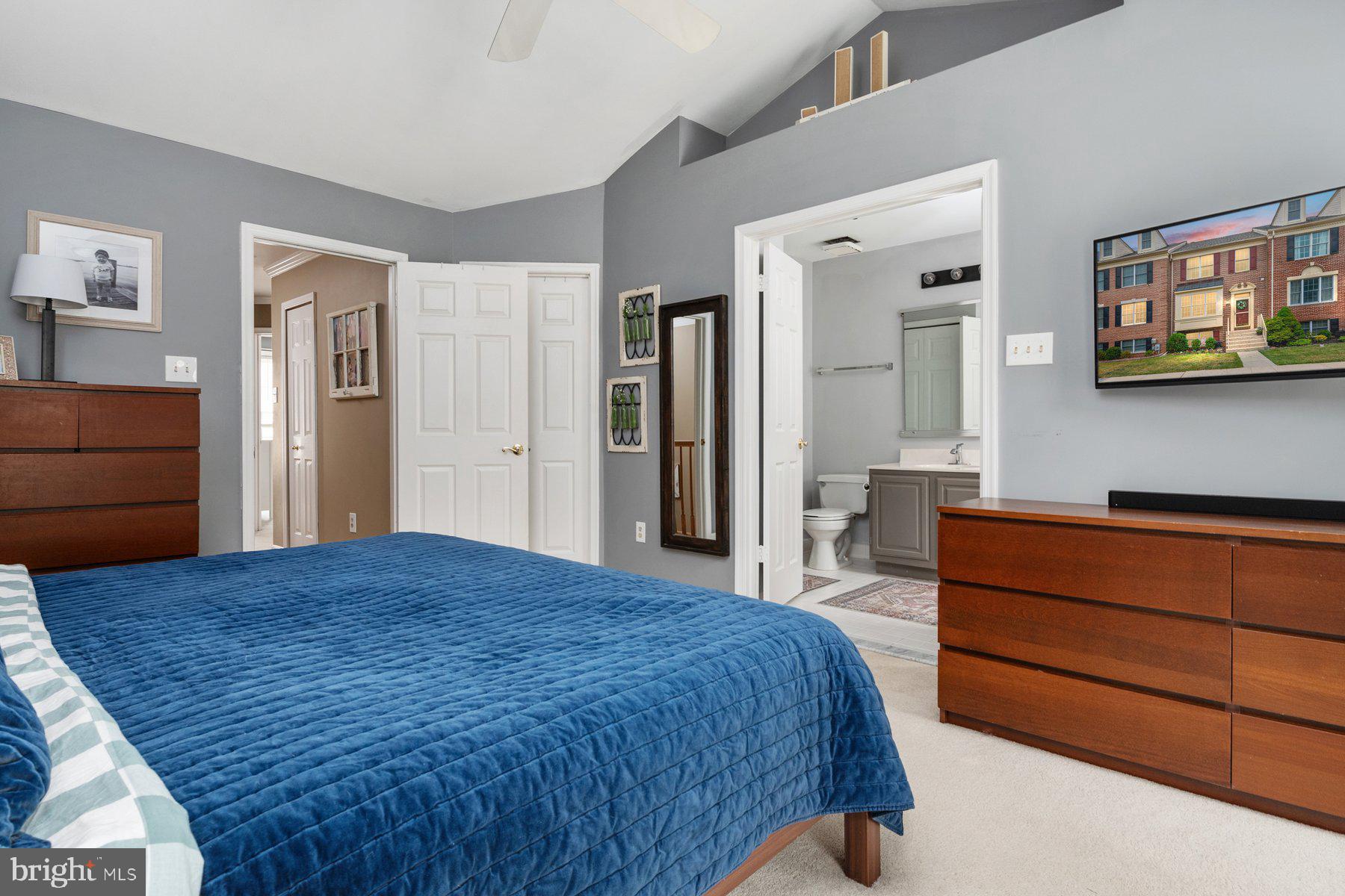 HUNTERS RUN - Residential