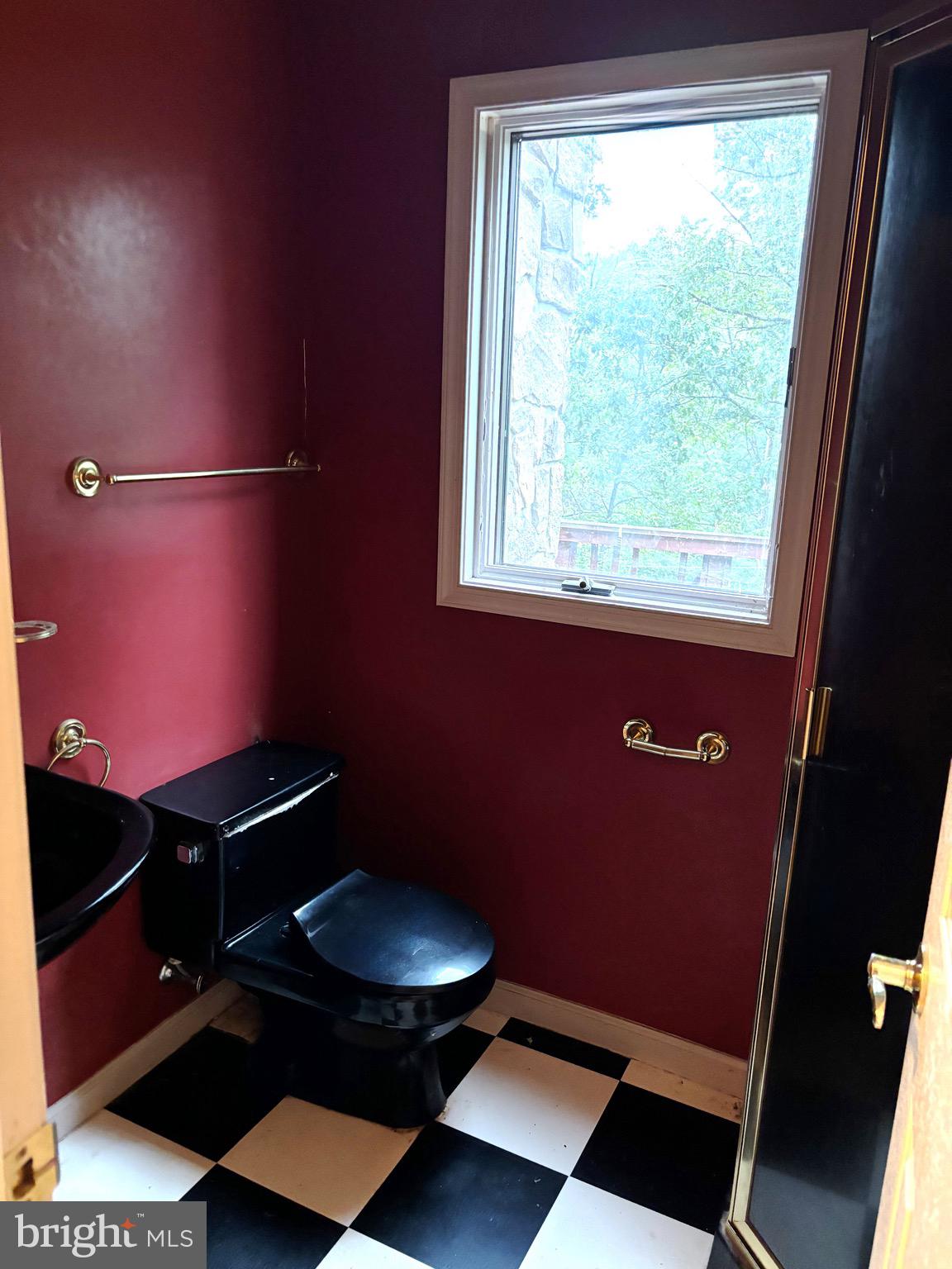 GROUSE HOLLOW ESTATES - Residential