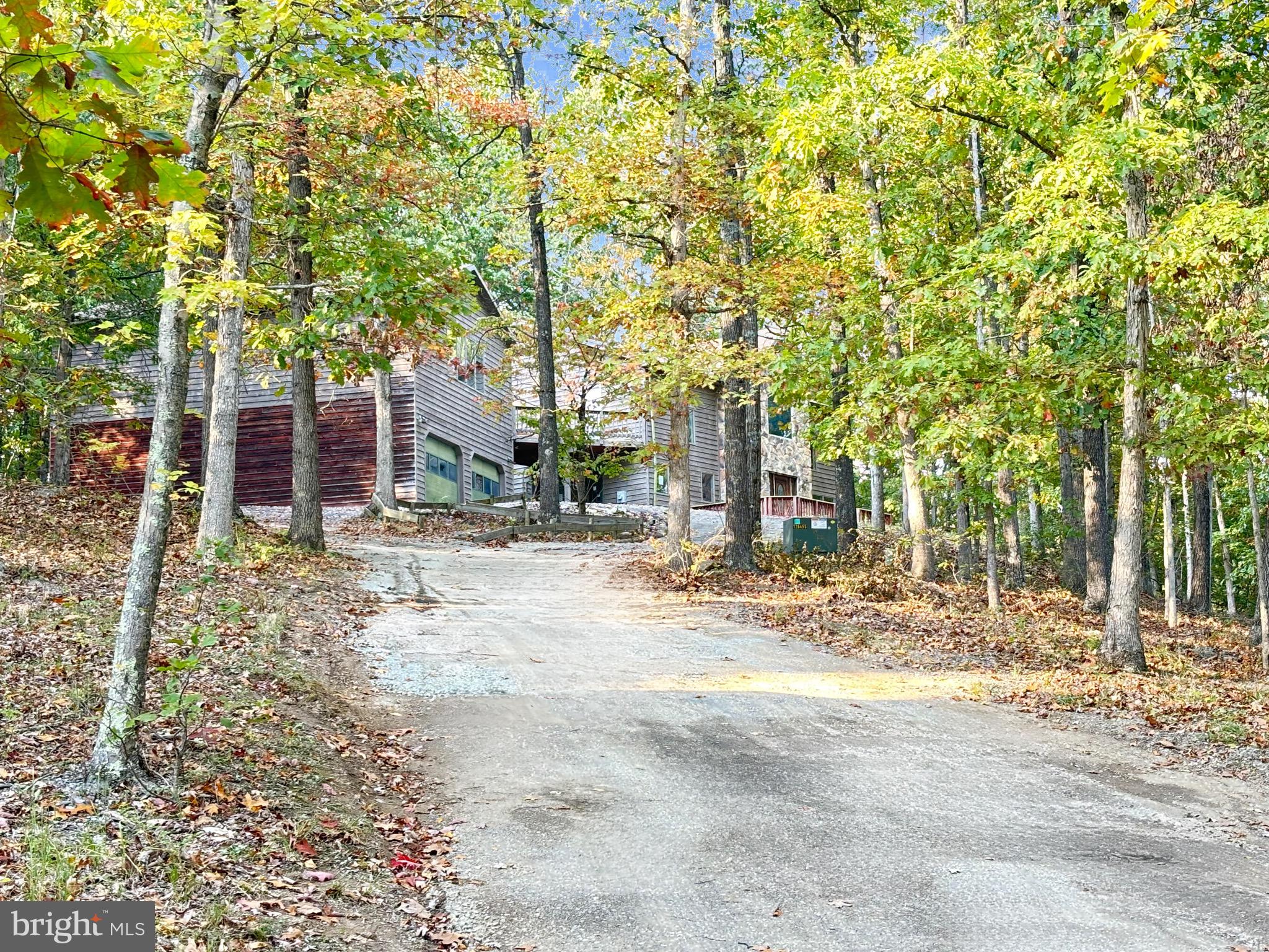 GROUSE HOLLOW ESTATES - Residential