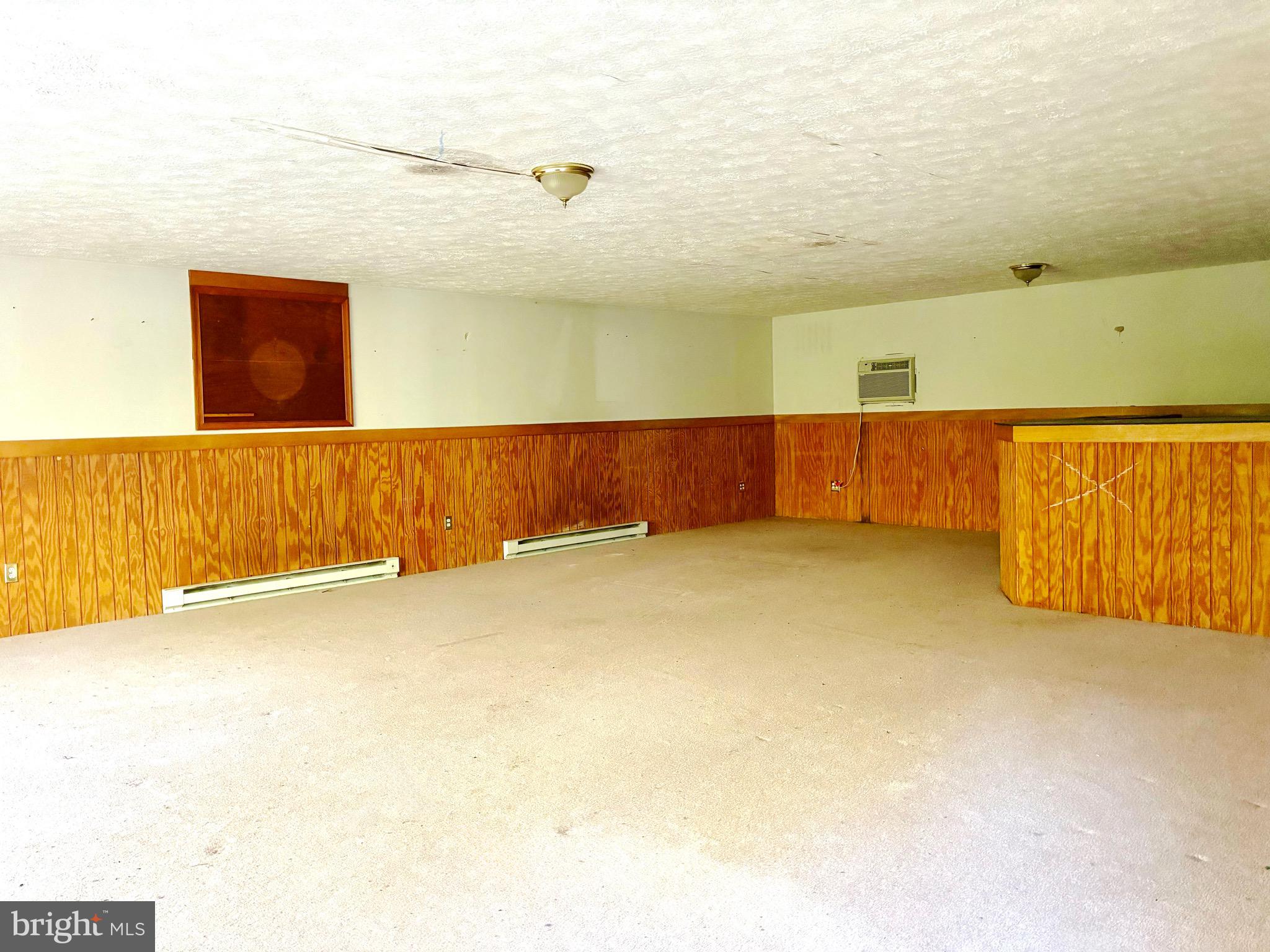 GROUSE HOLLOW ESTATES - Residential