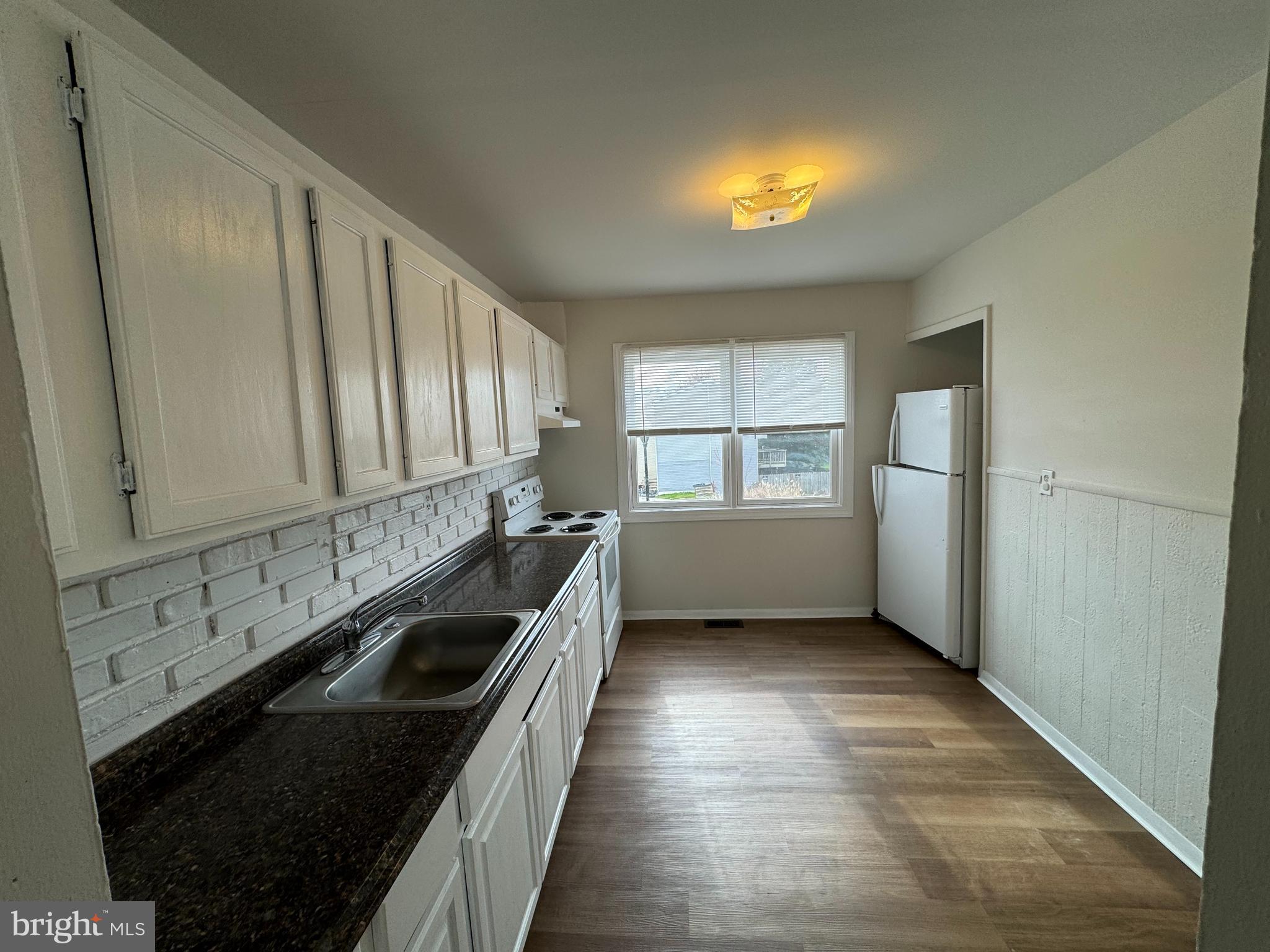 WATER GATE - Residential