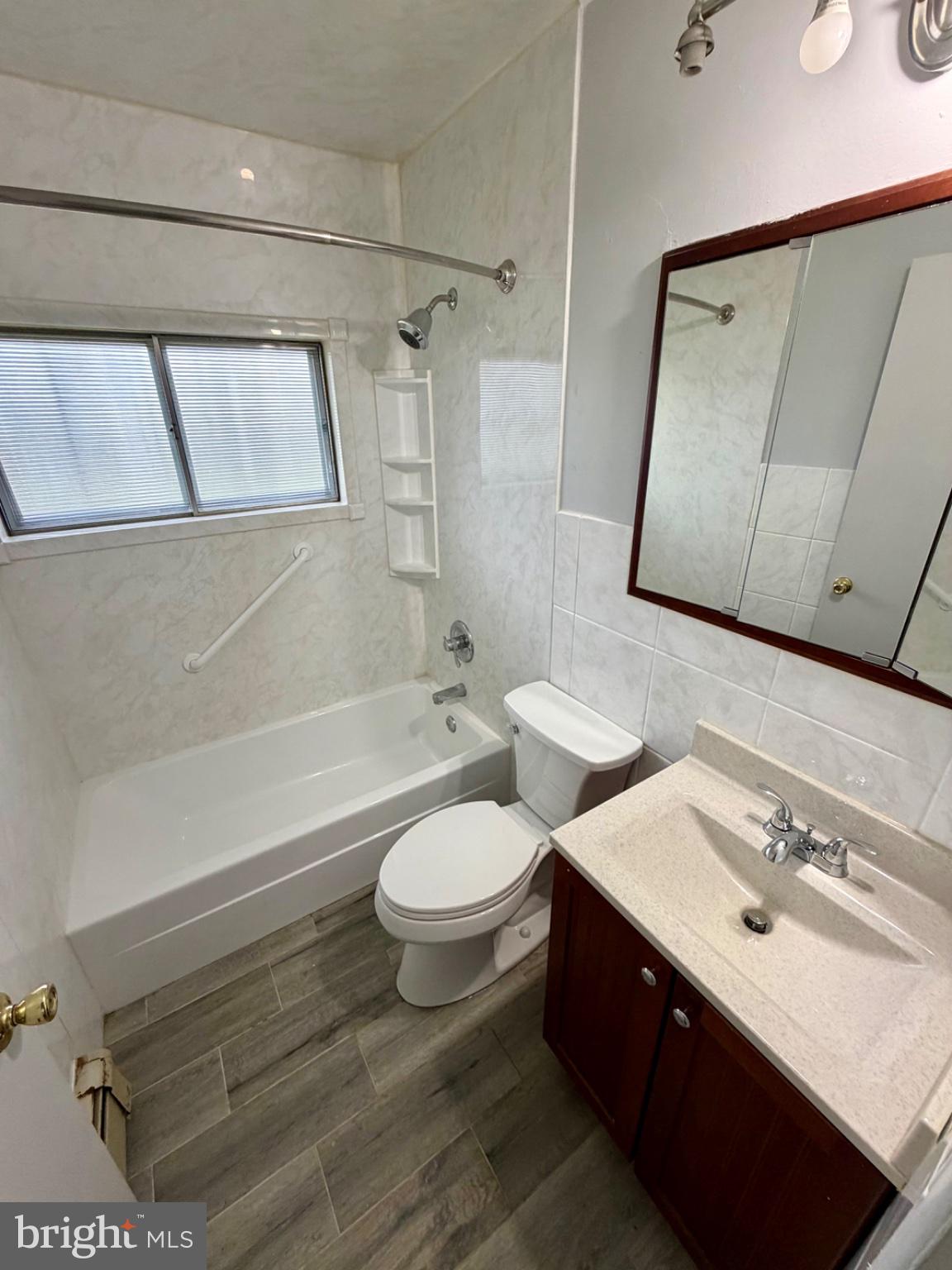 FARMBROOK - Residential