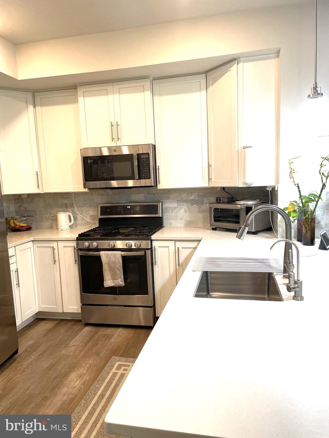 WATERVIEW AT WOODLAND PARK - Residential Lease