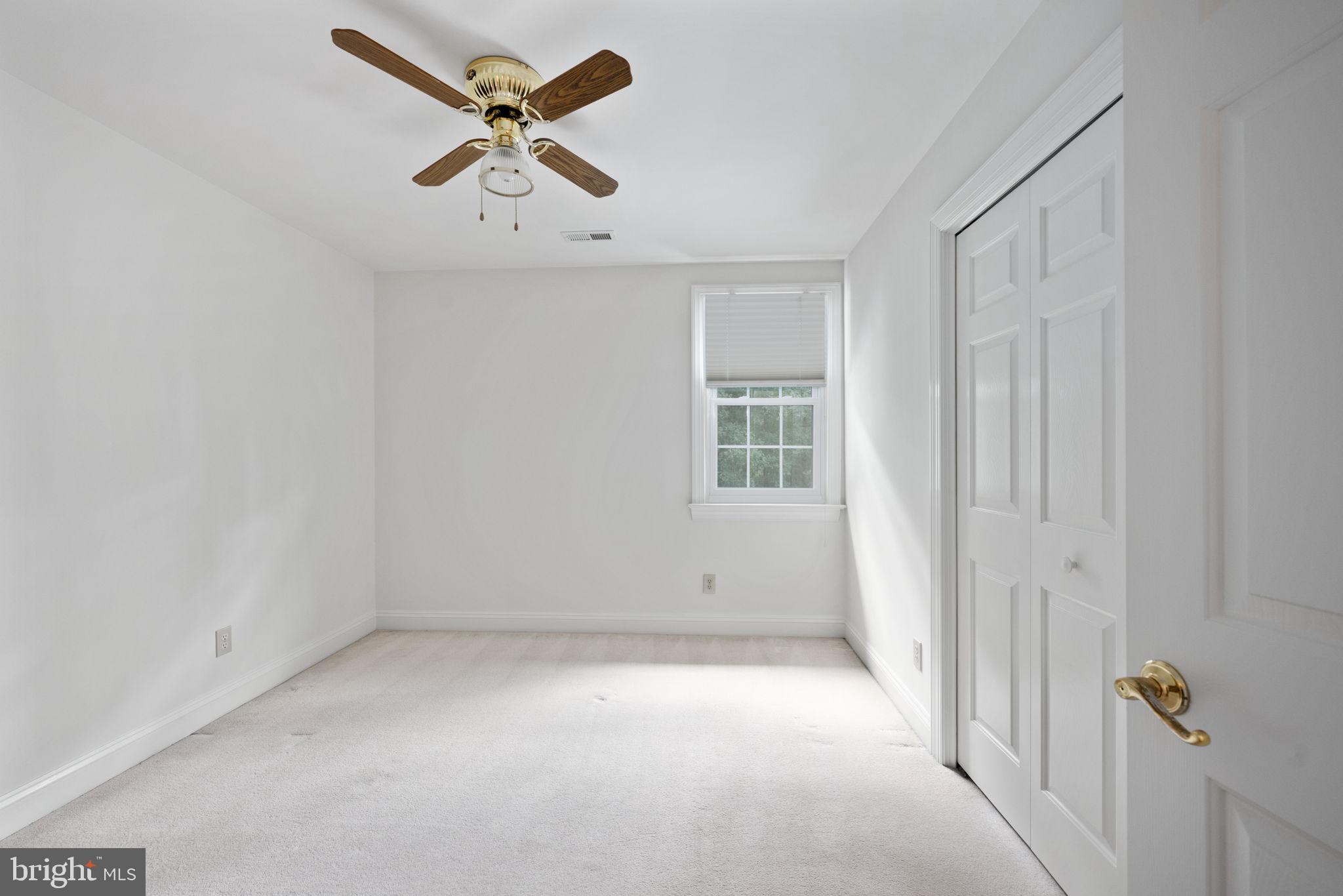 THE GREENS AT LEE'S HILL - Residential