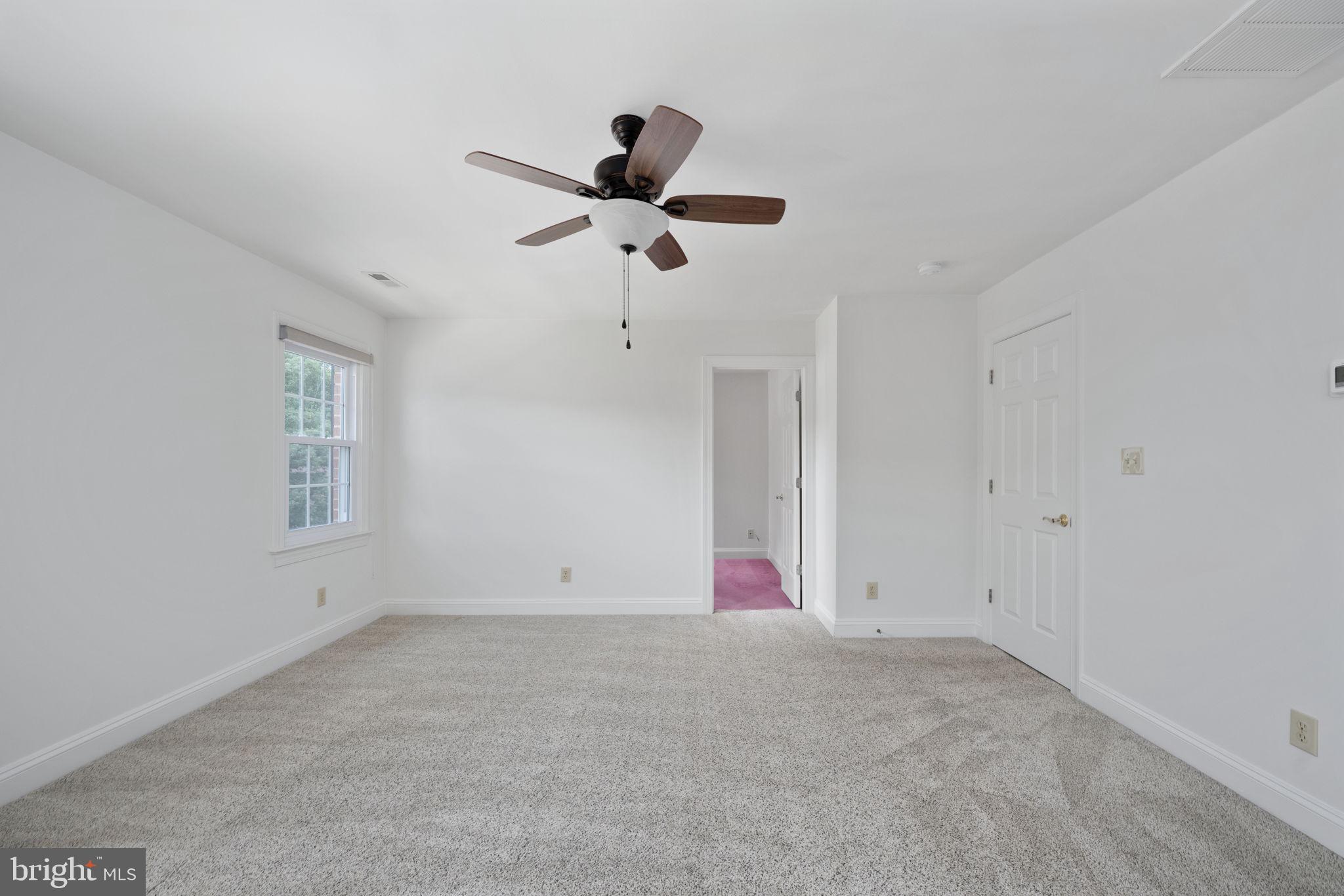 THE GREENS AT LEE'S HILL - Residential