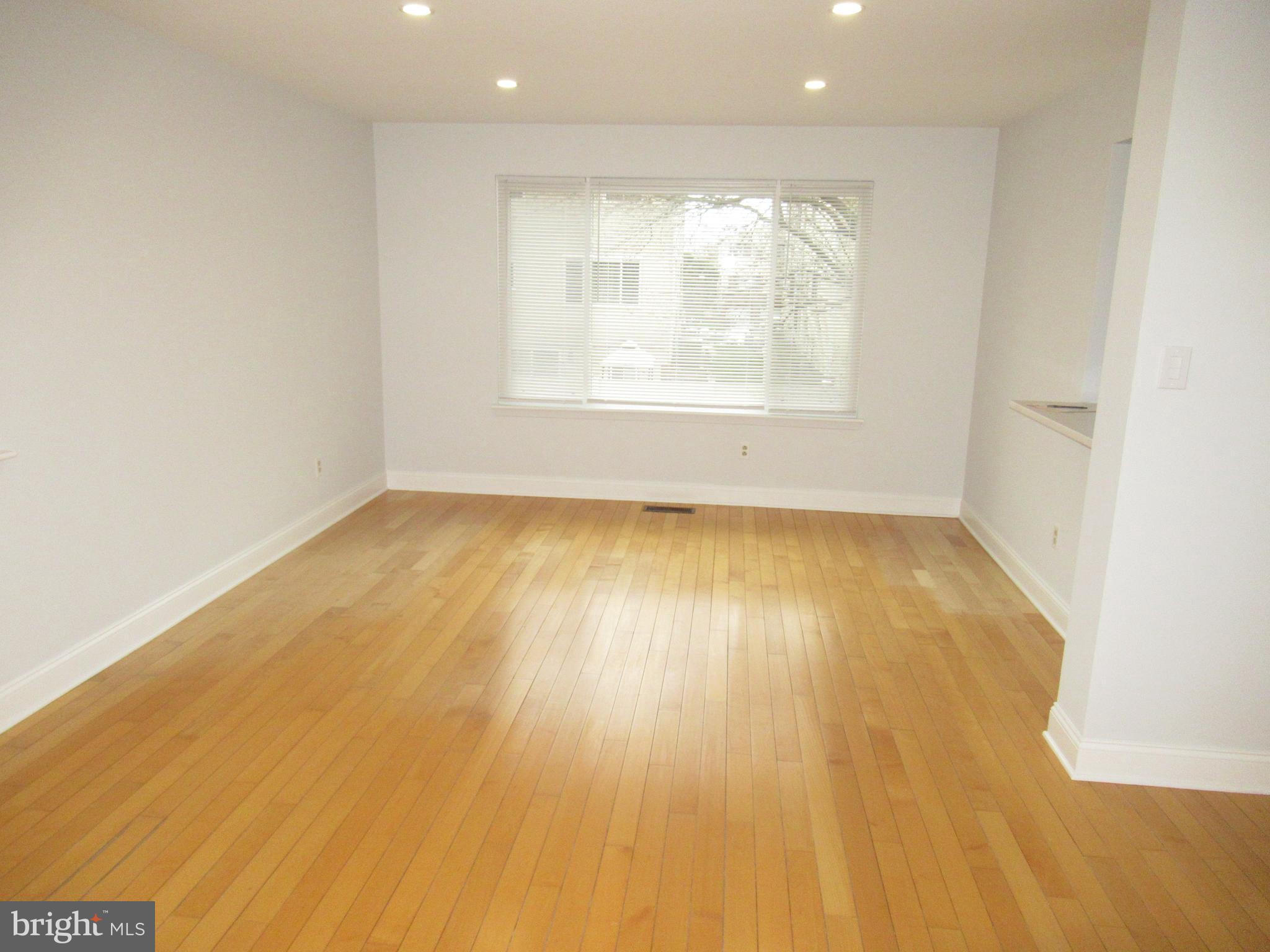 SCOTCHBROOK - Residential