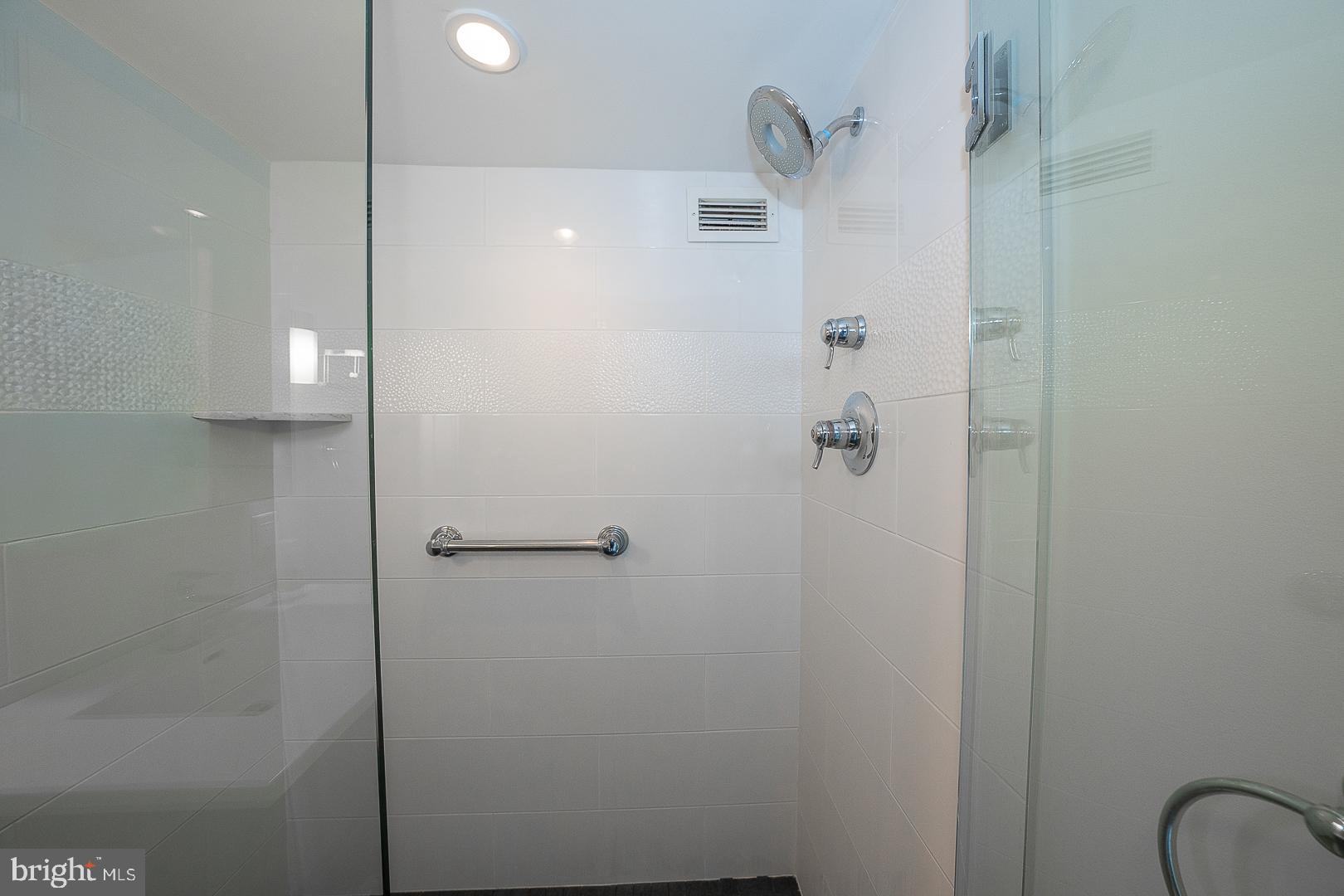 ART MUSEUM AREA - Residential