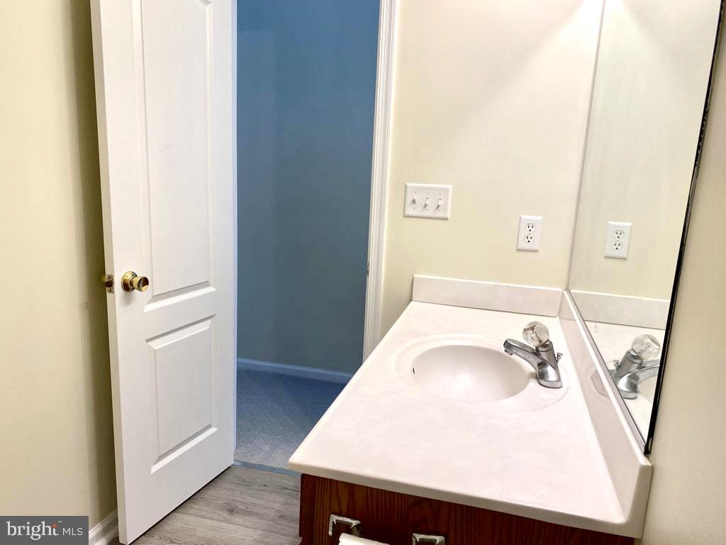 TOWNE SQUARE BATTERY PARK - Residential Lease