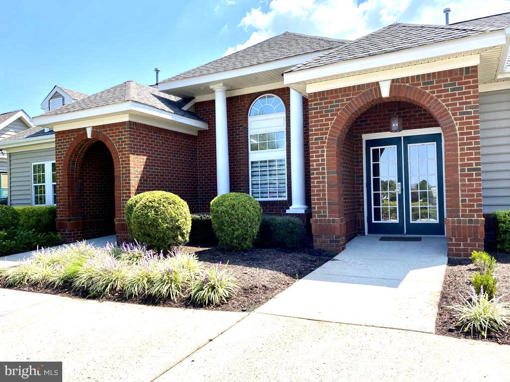 TOWNE SQUARE BATTERY PARK - Residential Lease