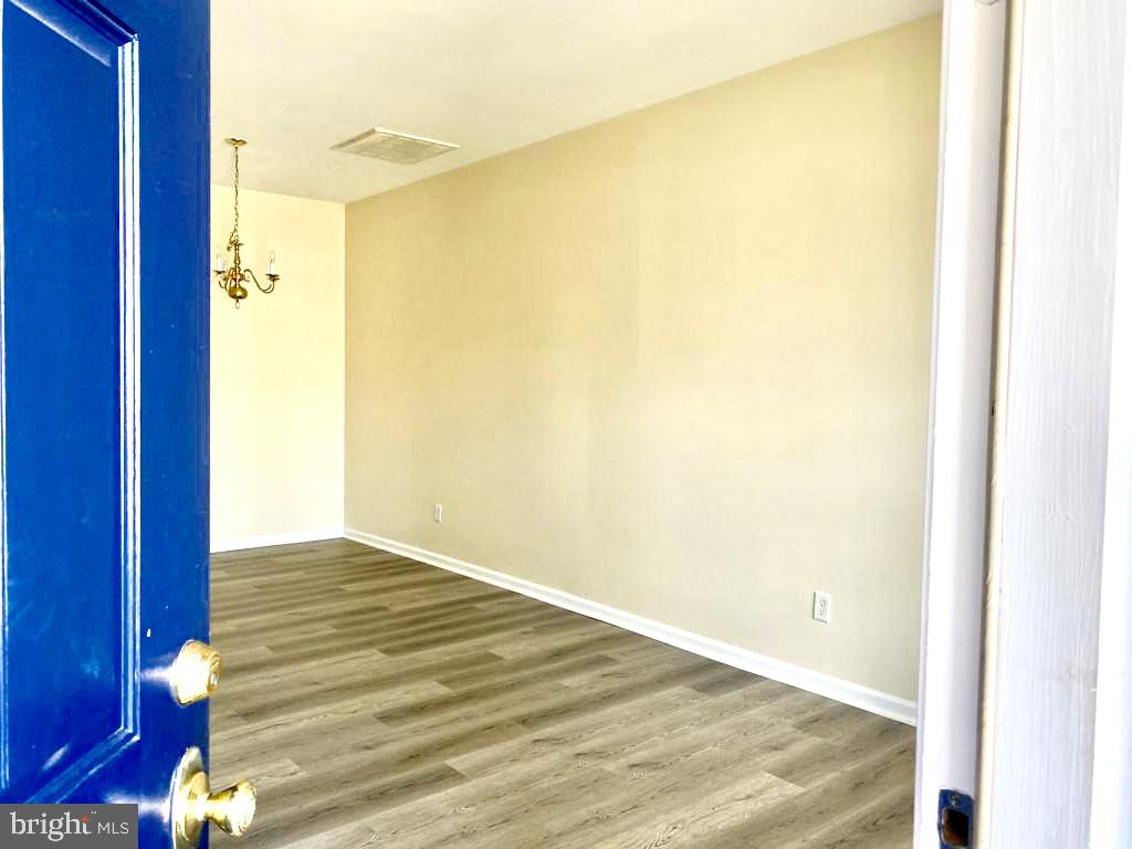 TOWNE SQUARE BATTERY PARK - Residential Lease