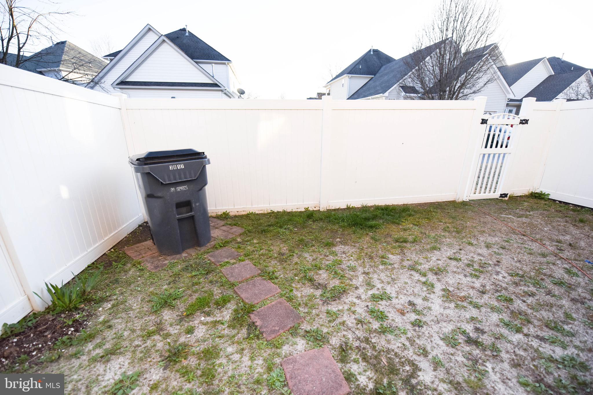 TOWNE SQUARE BATTERY PARK - Residential Lease