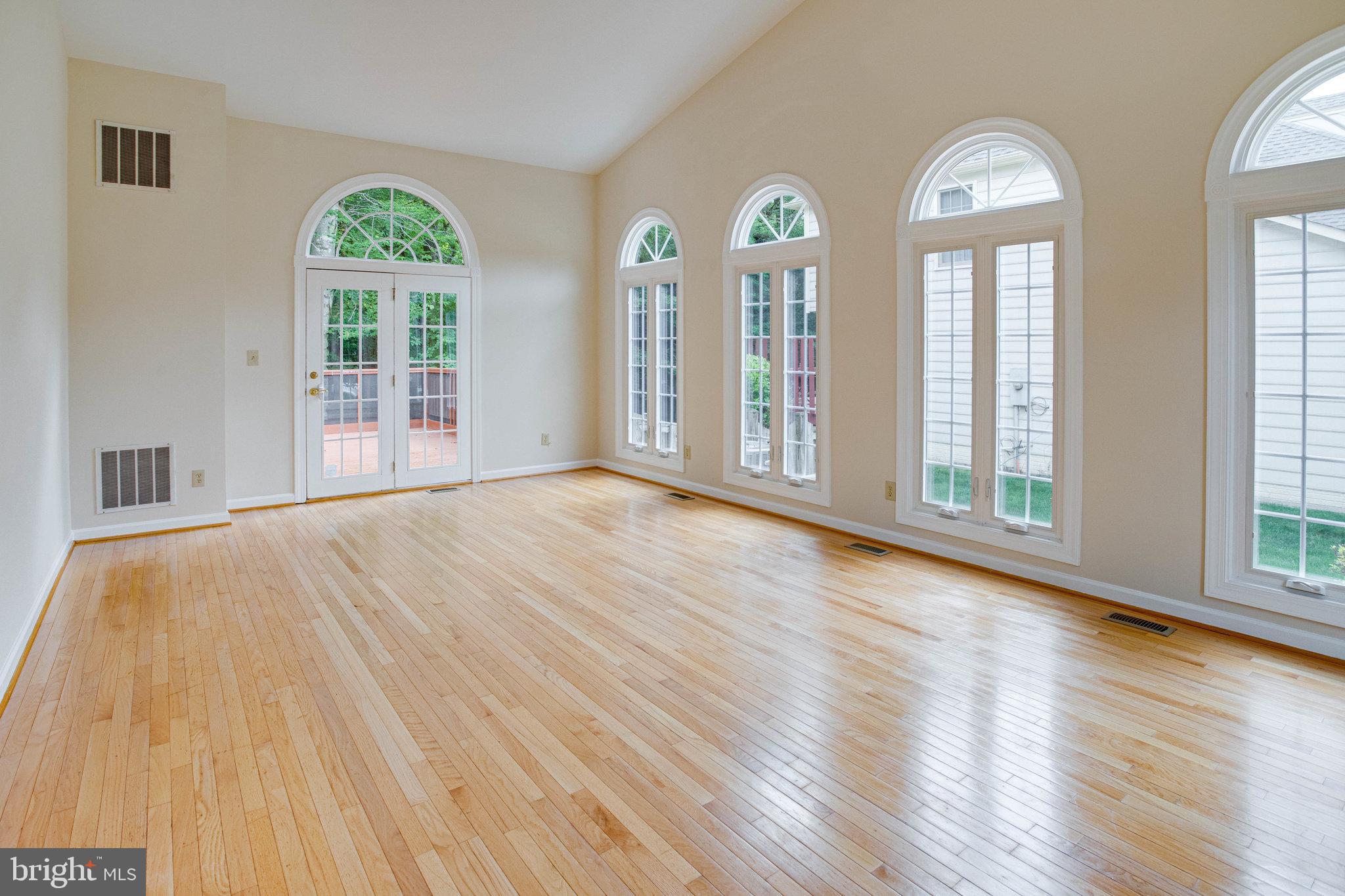 BRITTANY - Residential