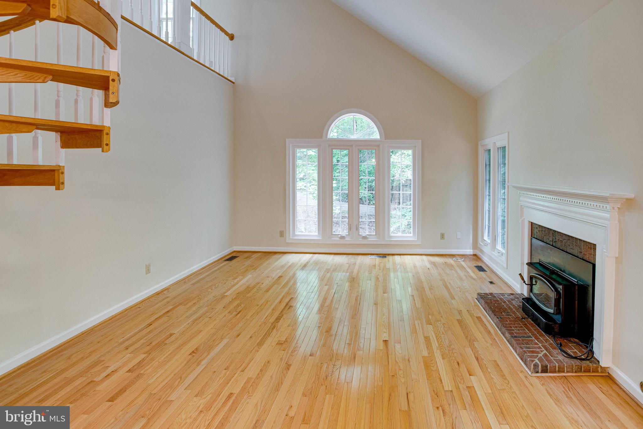 BRITTANY - Residential