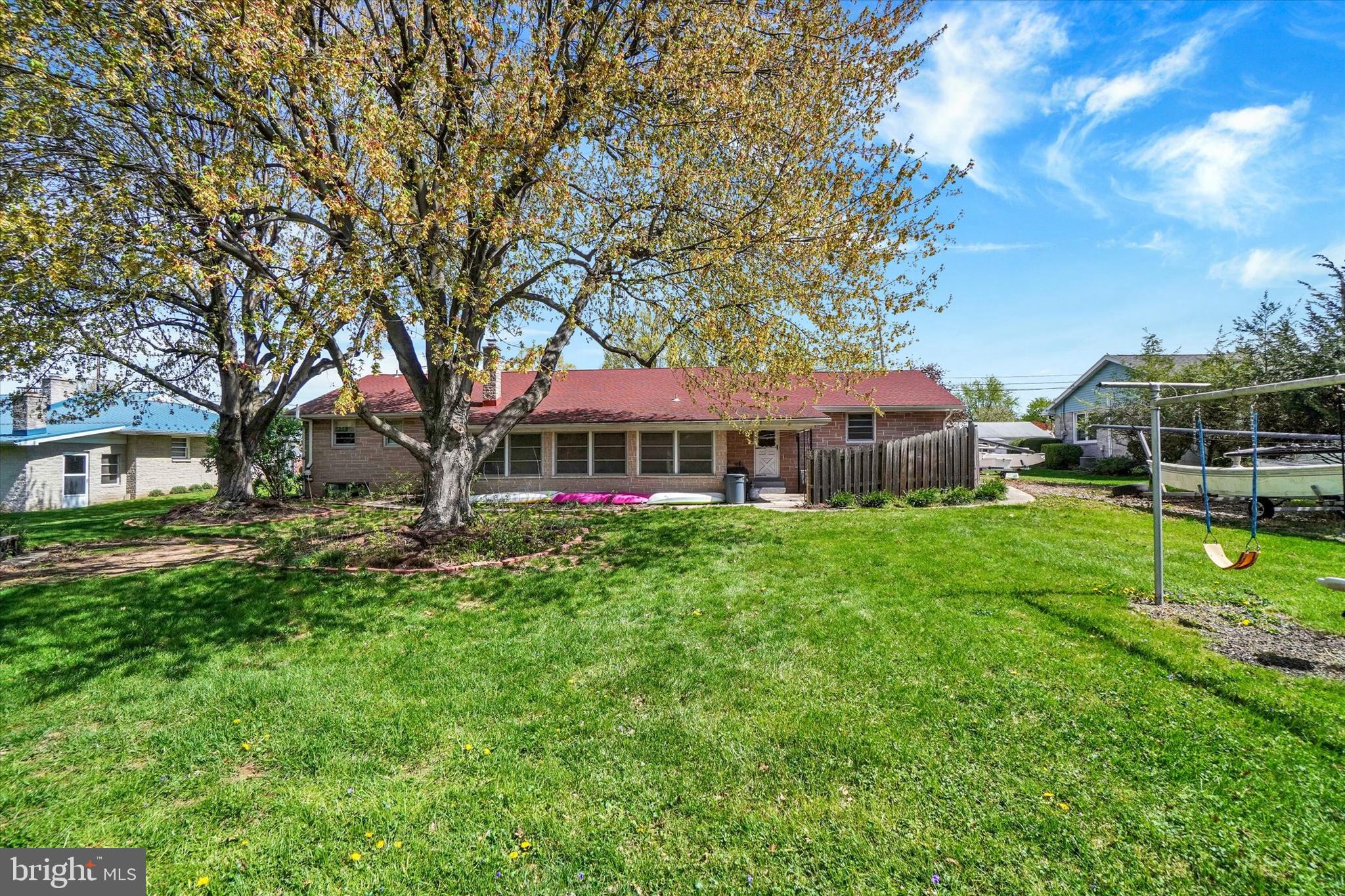 TOWER VILLAGE - Residential