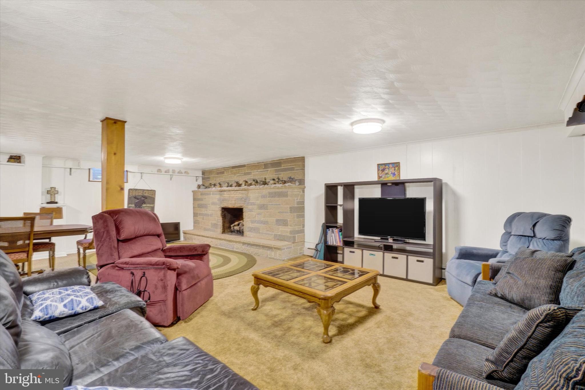 TOWER VILLAGE - Residential