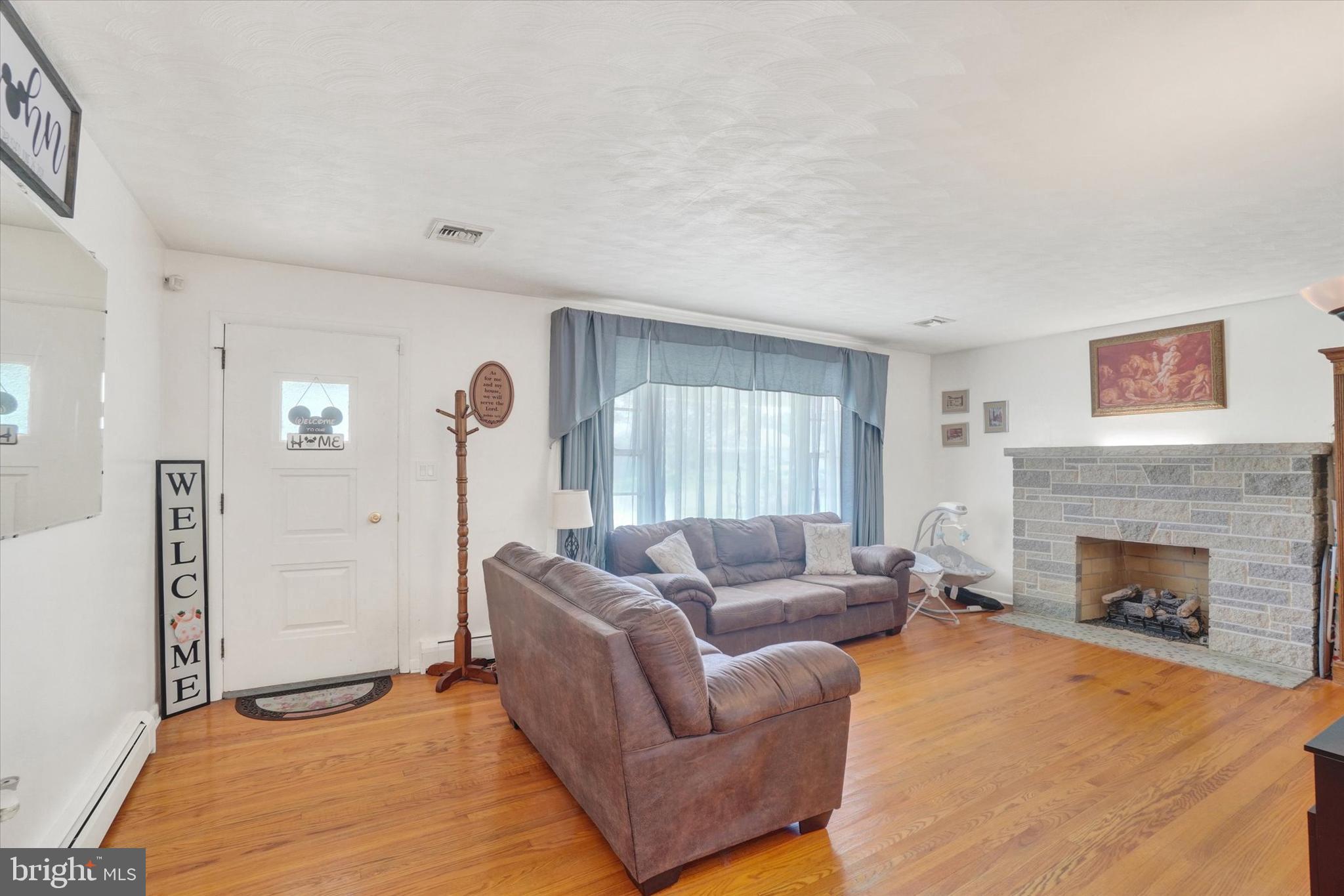 TOWER VILLAGE - Residential