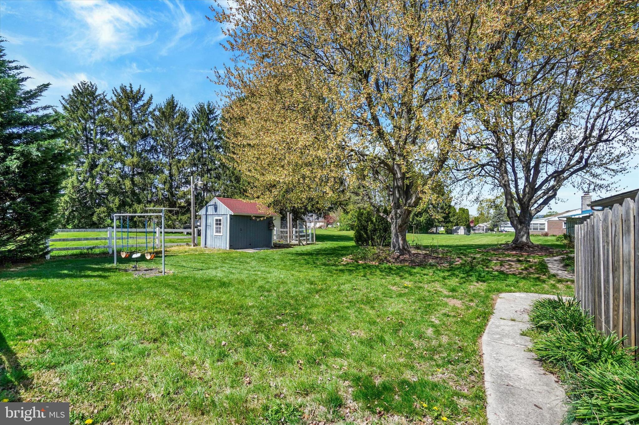 TOWER VILLAGE - Residential