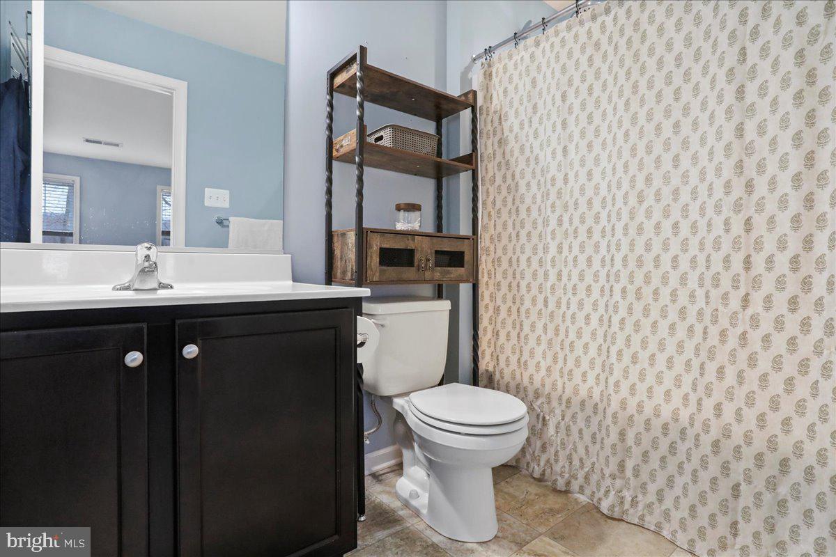 HOLTZINGER OVERLOOK - Residential